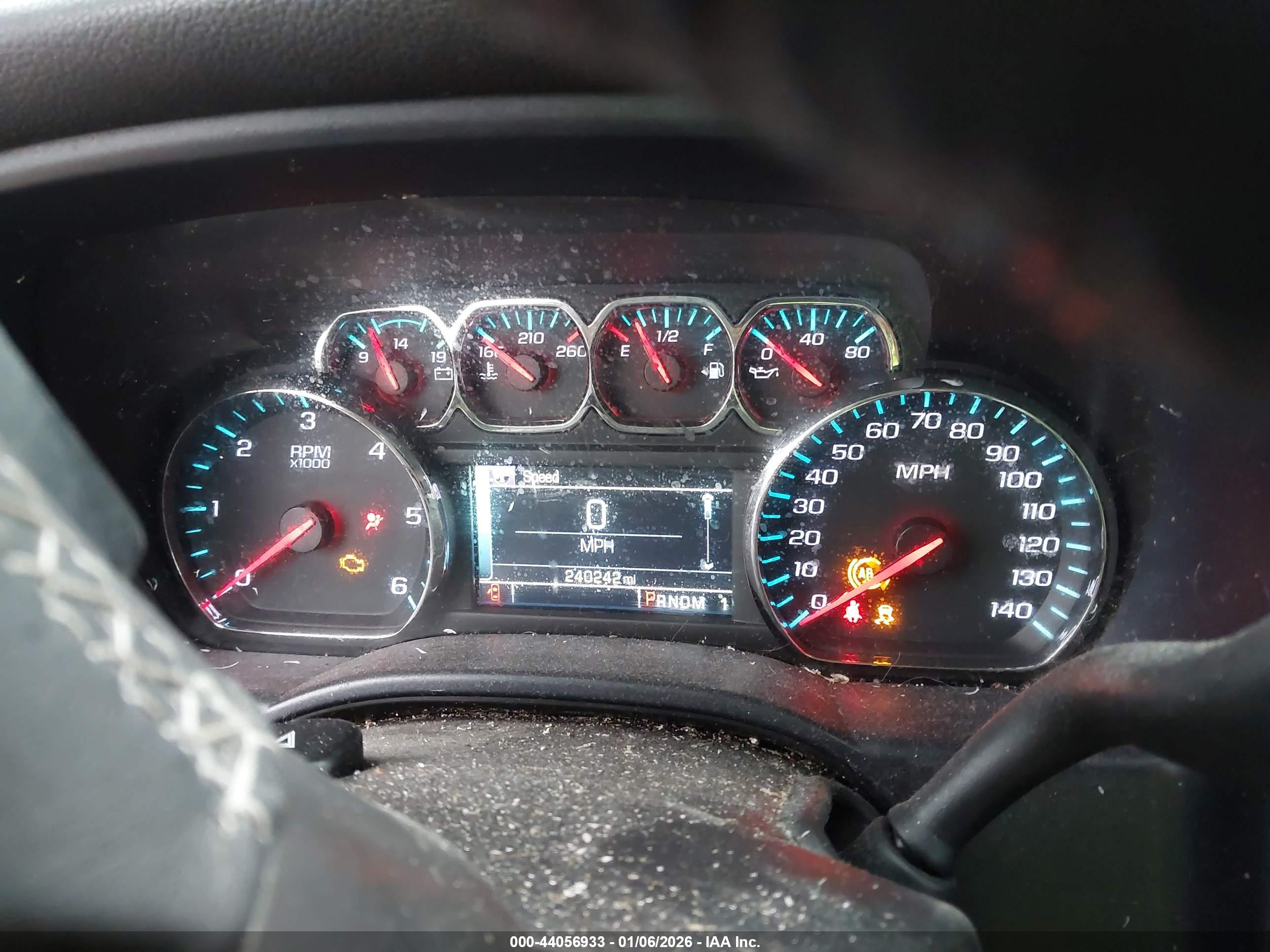 CHEVROLET SILVERADO image 7
