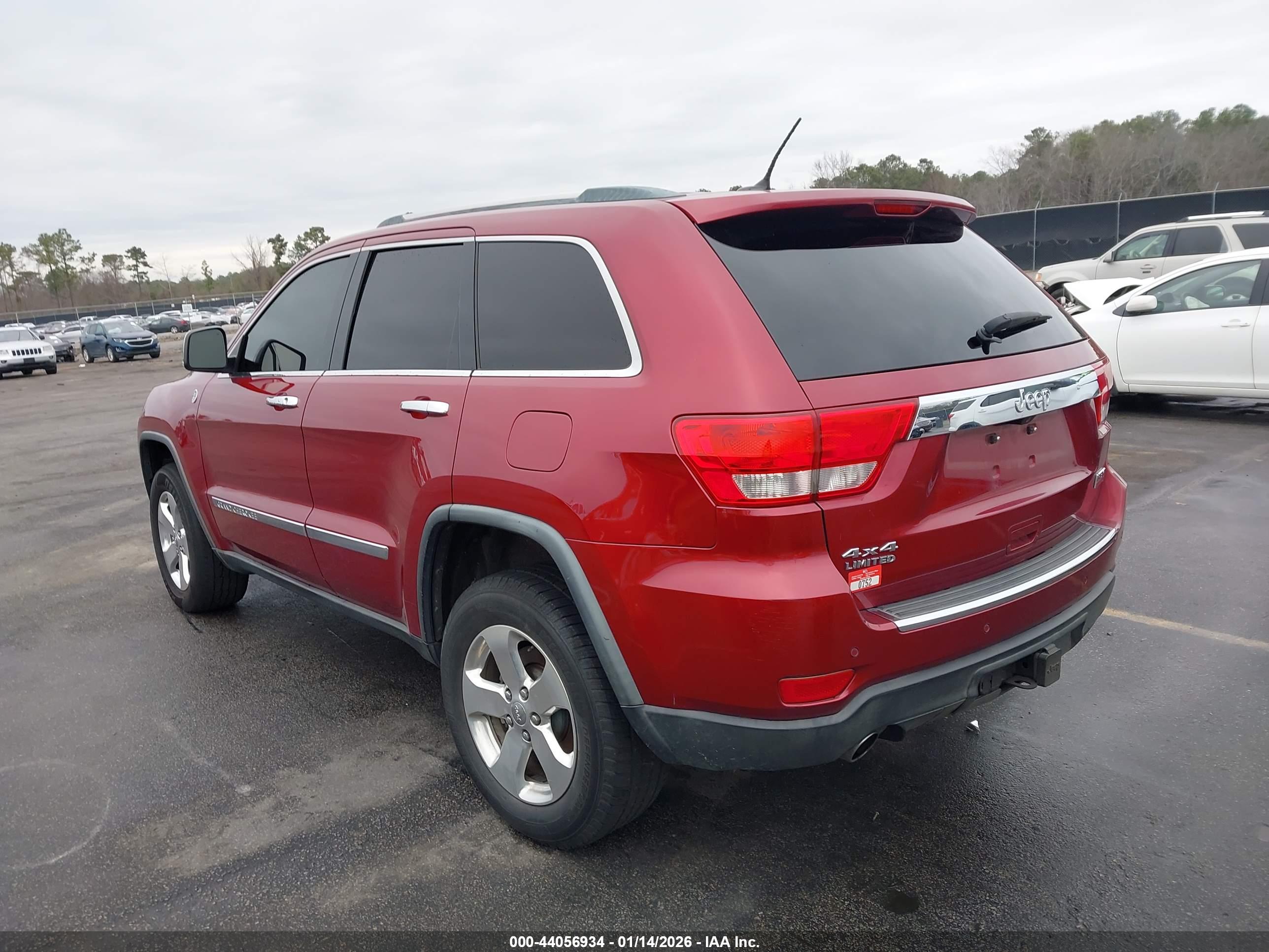 JEEP GRAND image 3