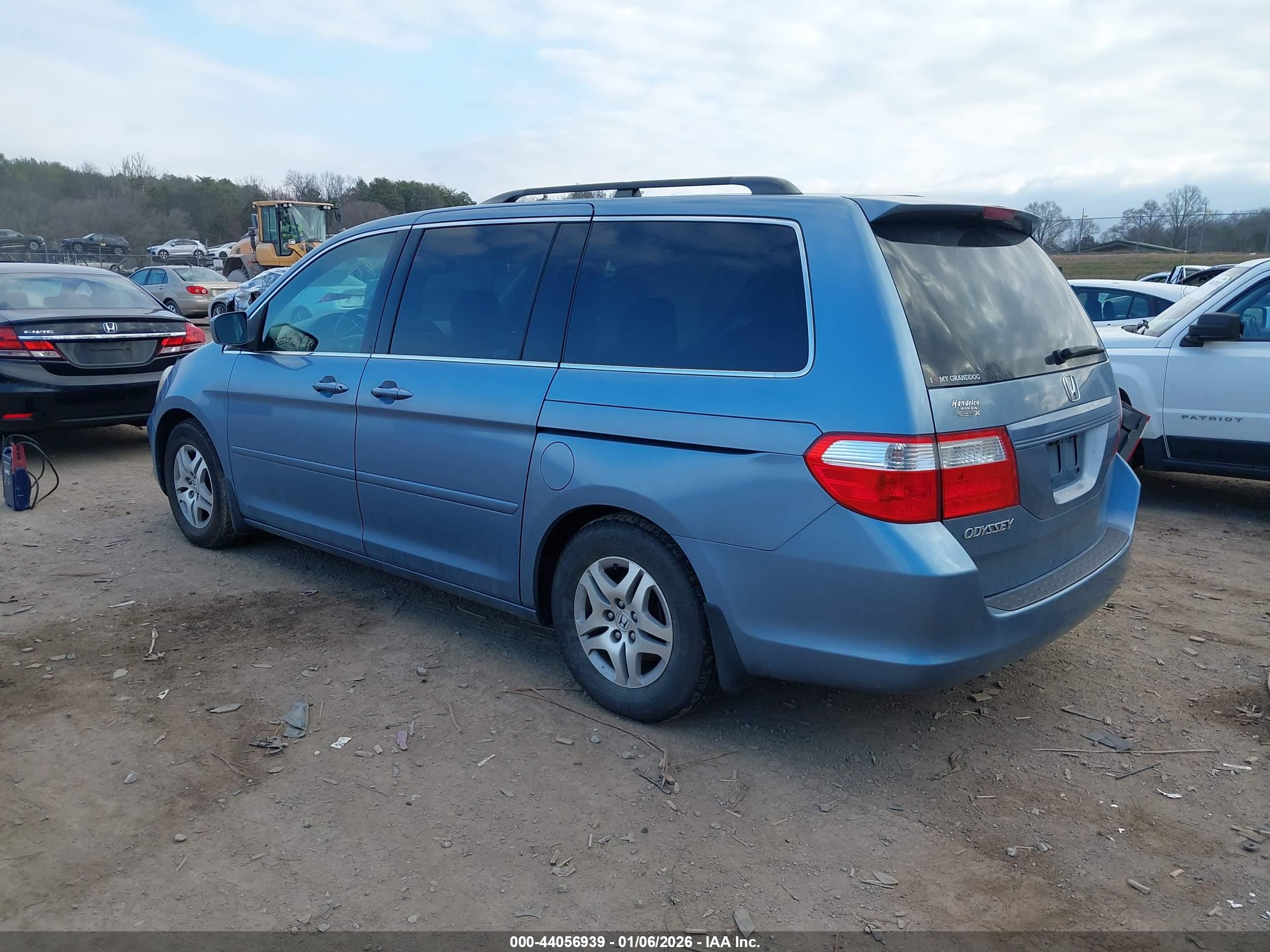 HONDA ODYSSEY image 3