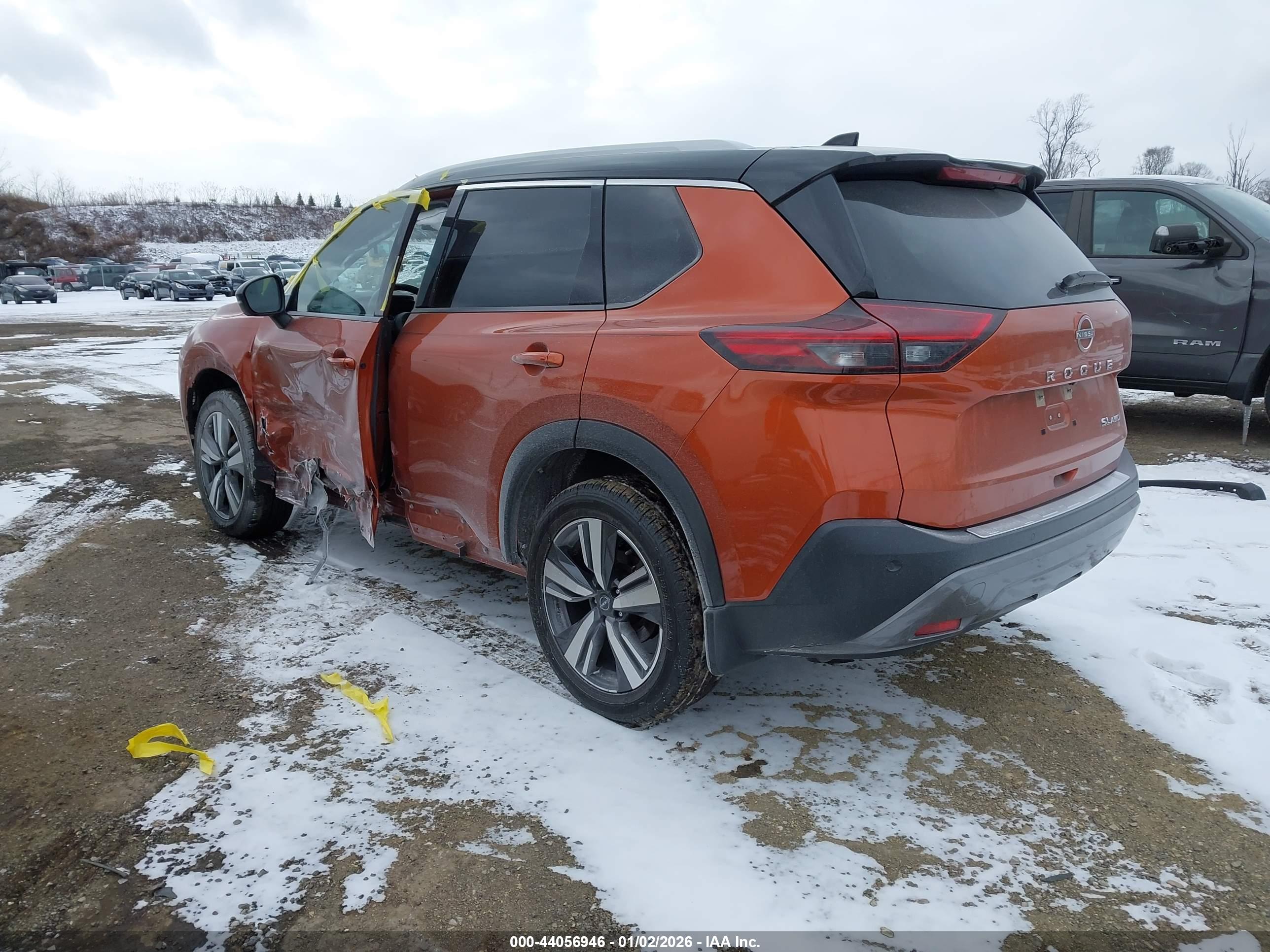 NISSAN ROGUE image 3