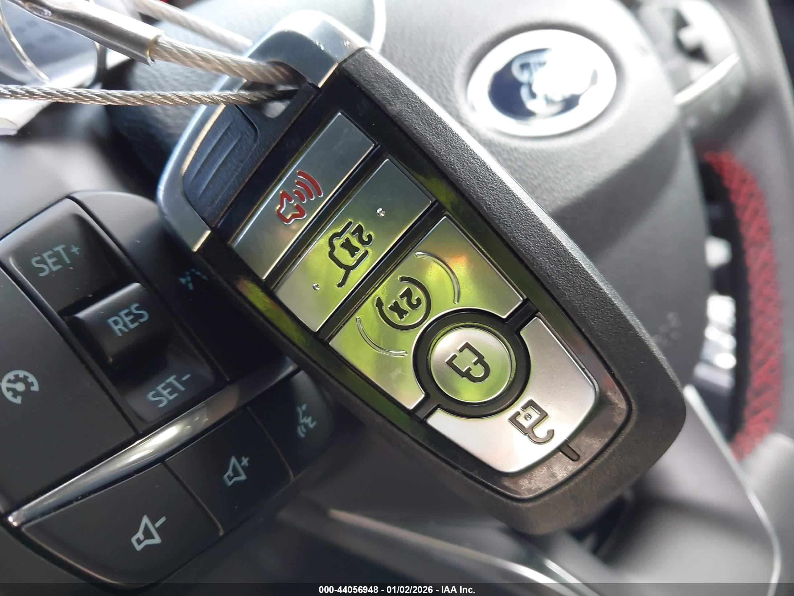 FORD ESCAPE image 11
