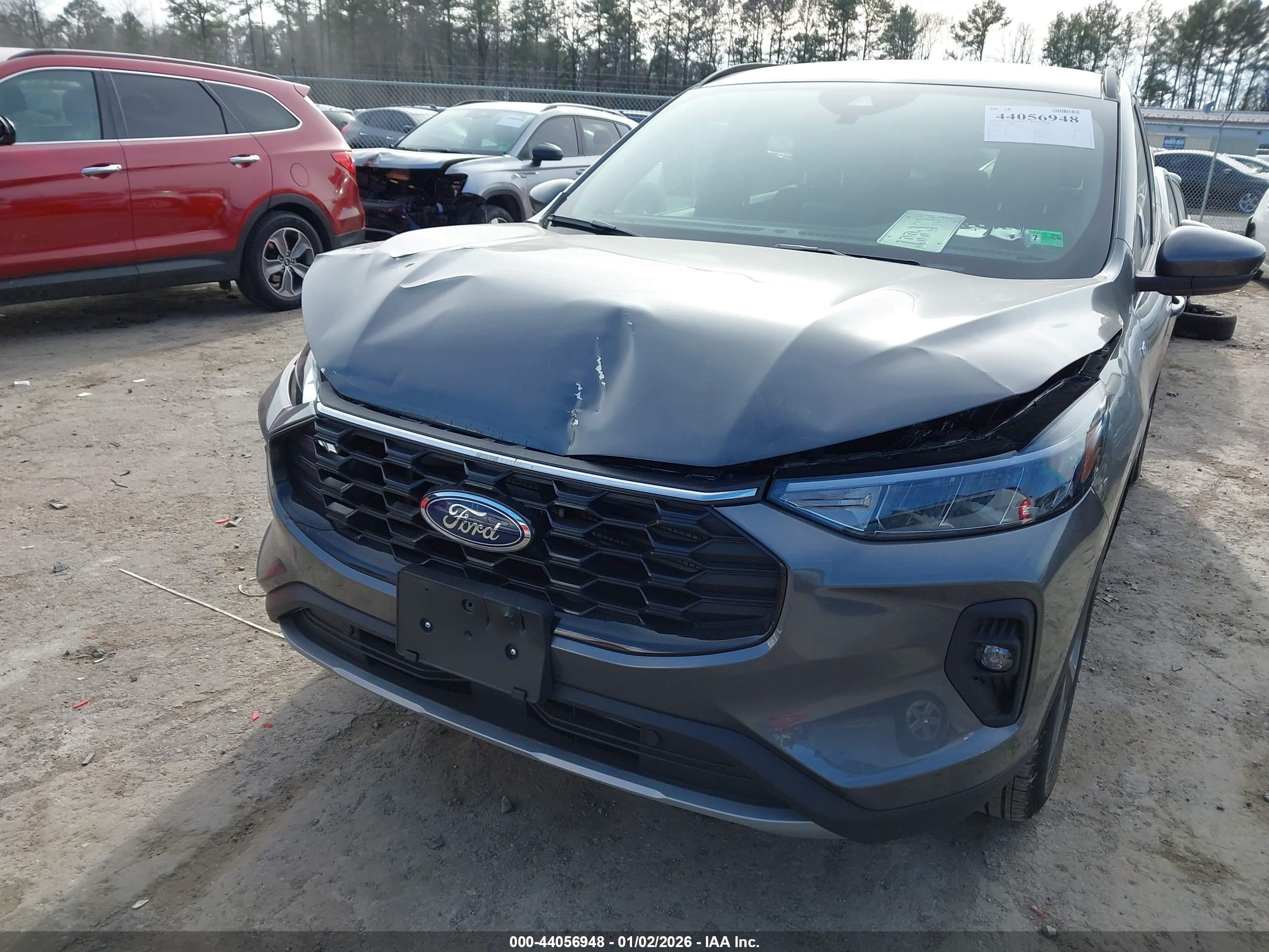 FORD ESCAPE image 6