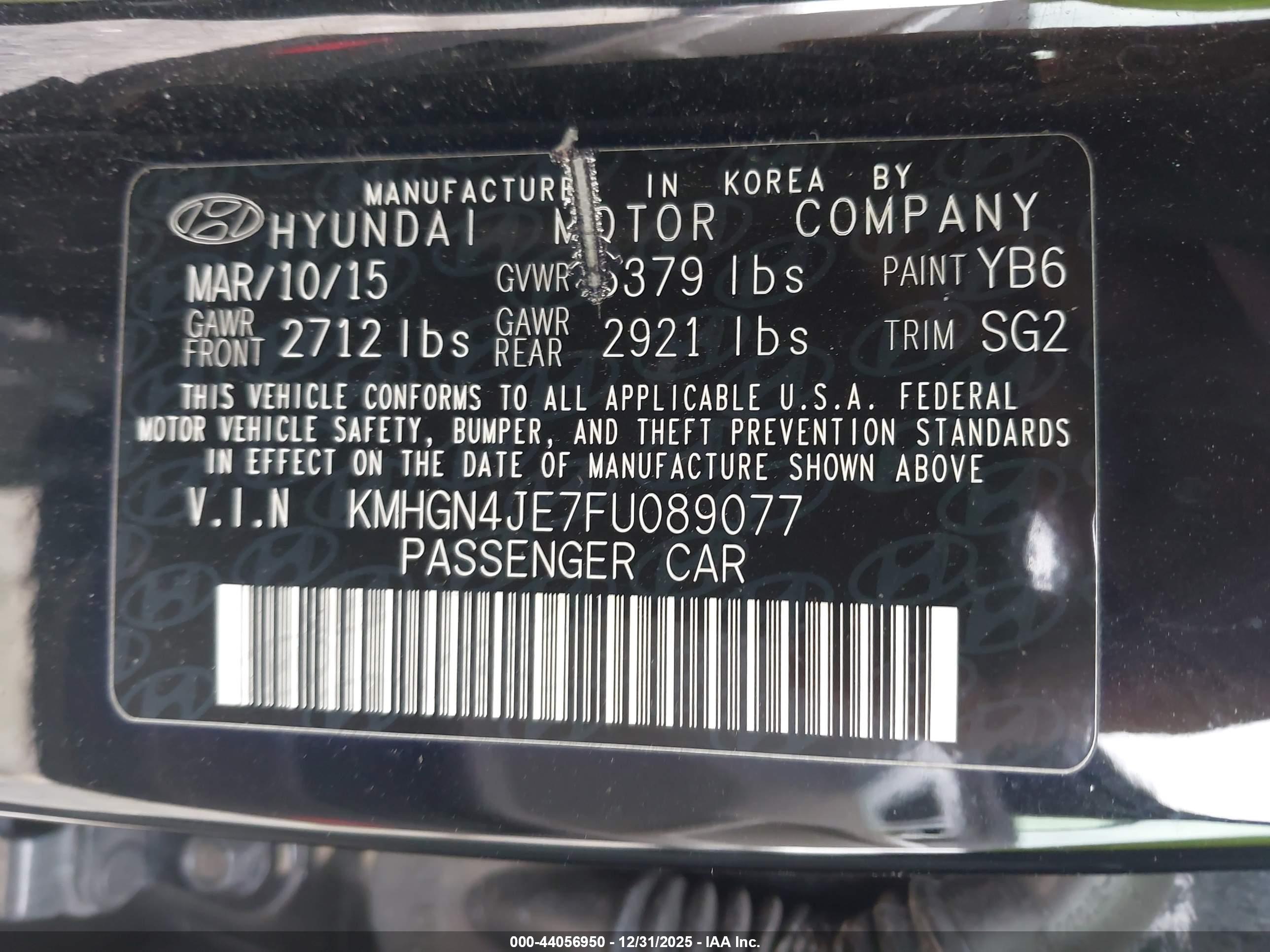 HYUNDAI GENESIS image 9