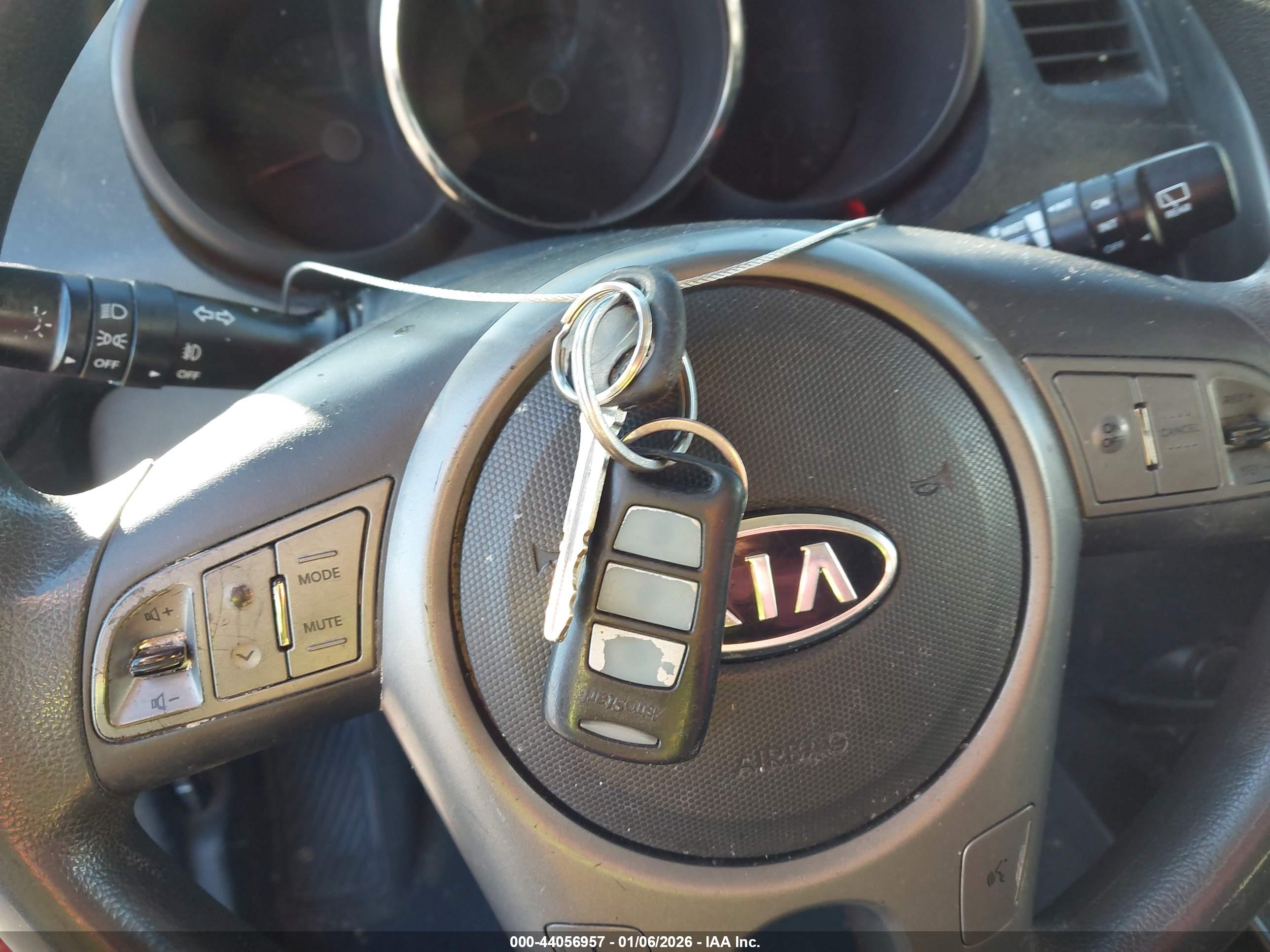 KIA SOUL image 11