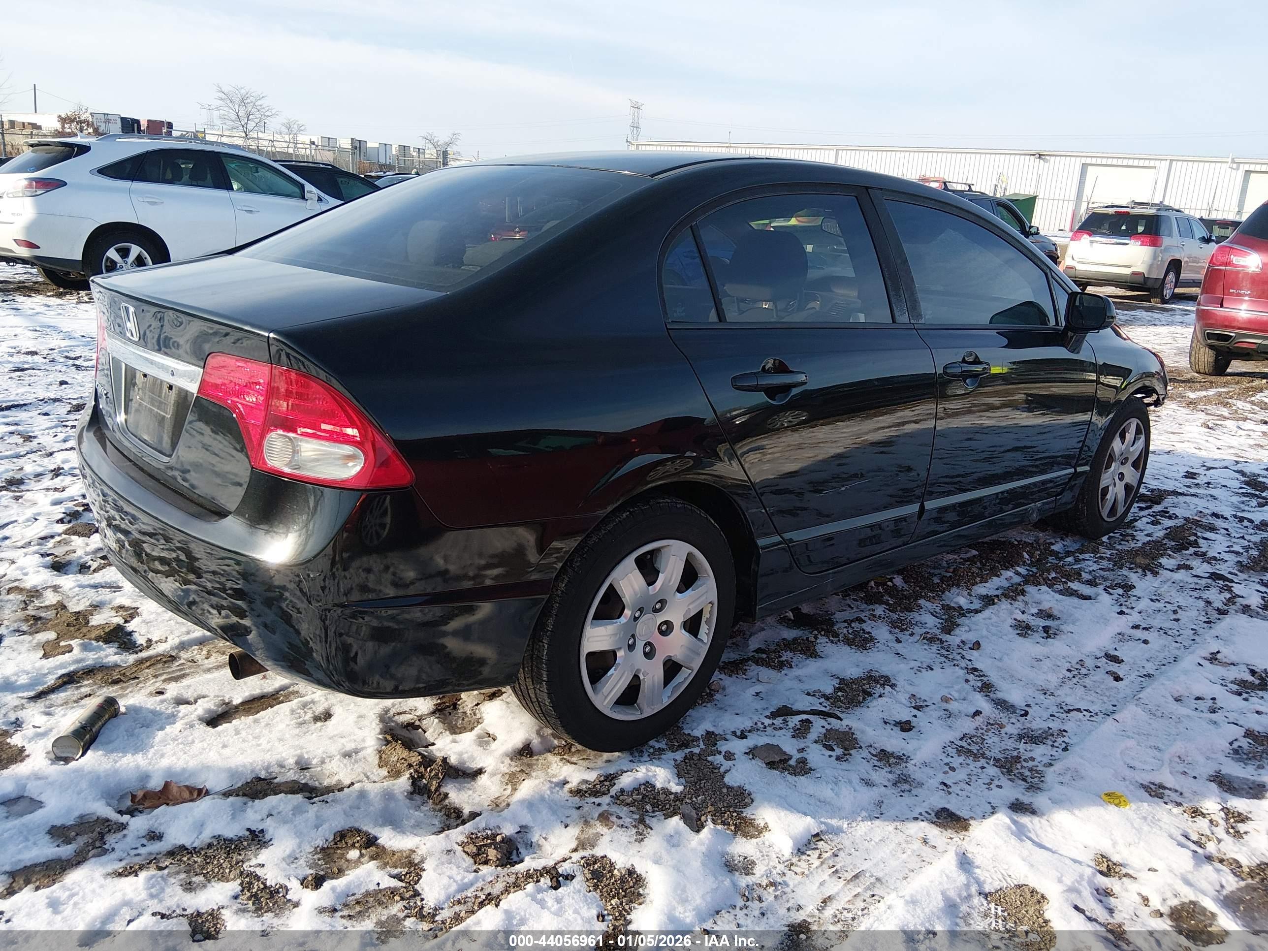 HONDA CIVIC image 4