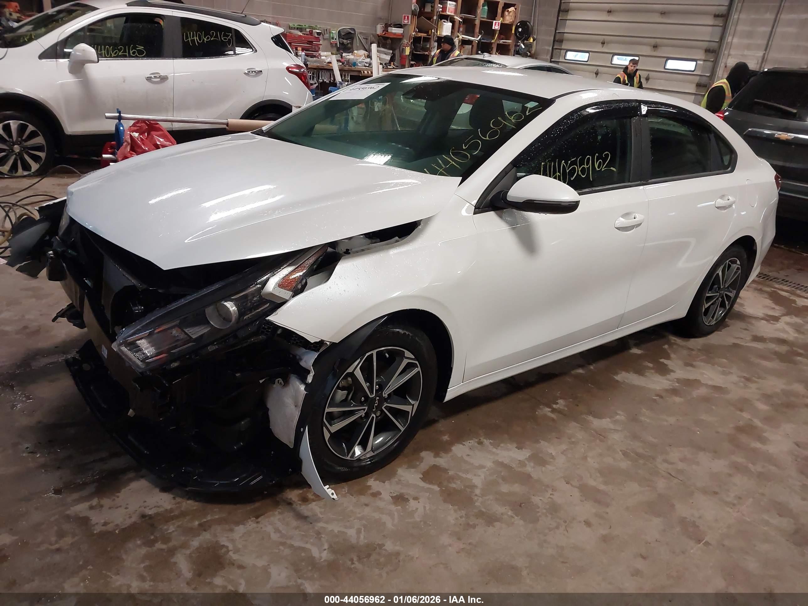 KIA FORTE image 2