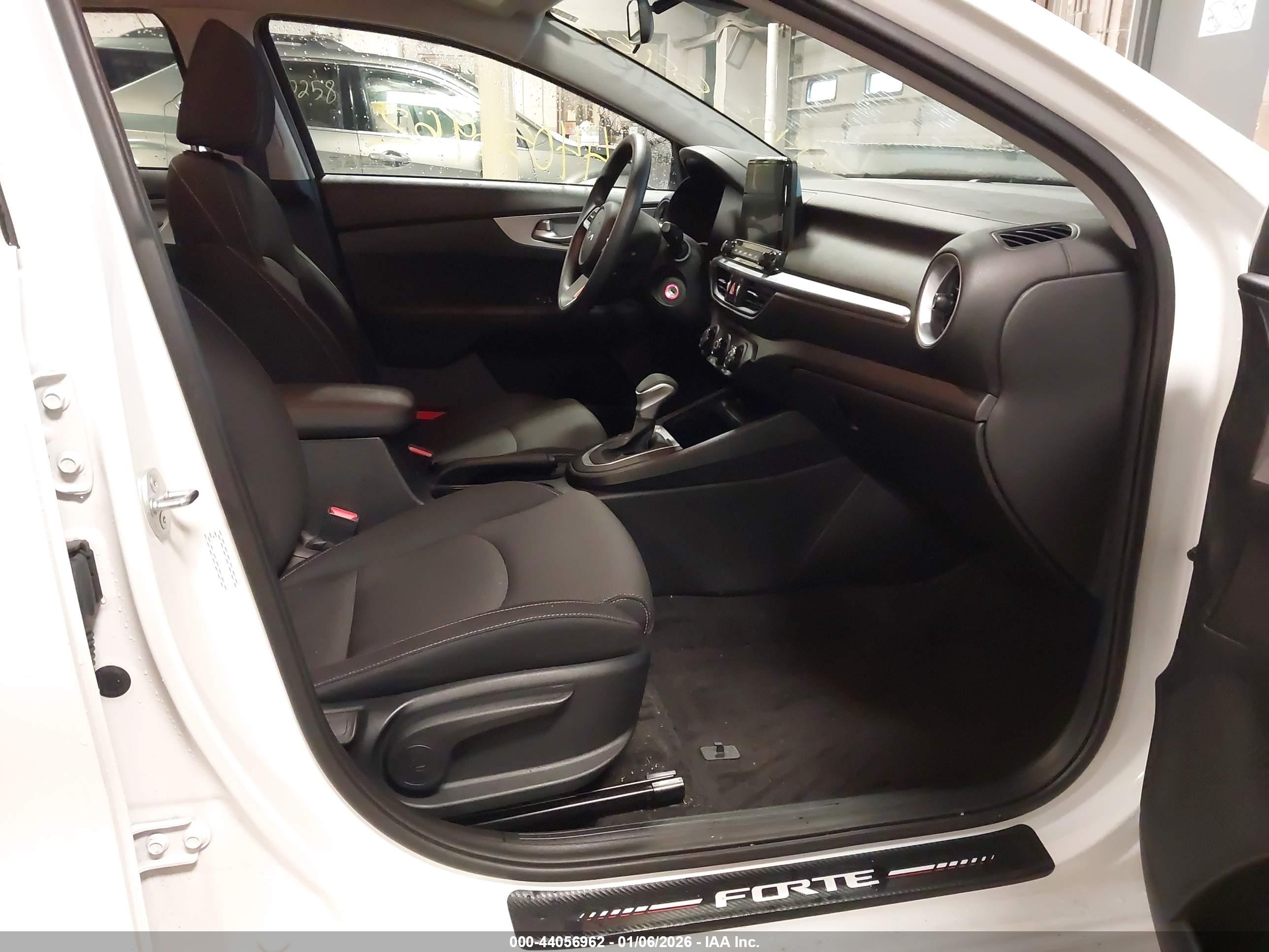 KIA FORTE image 5