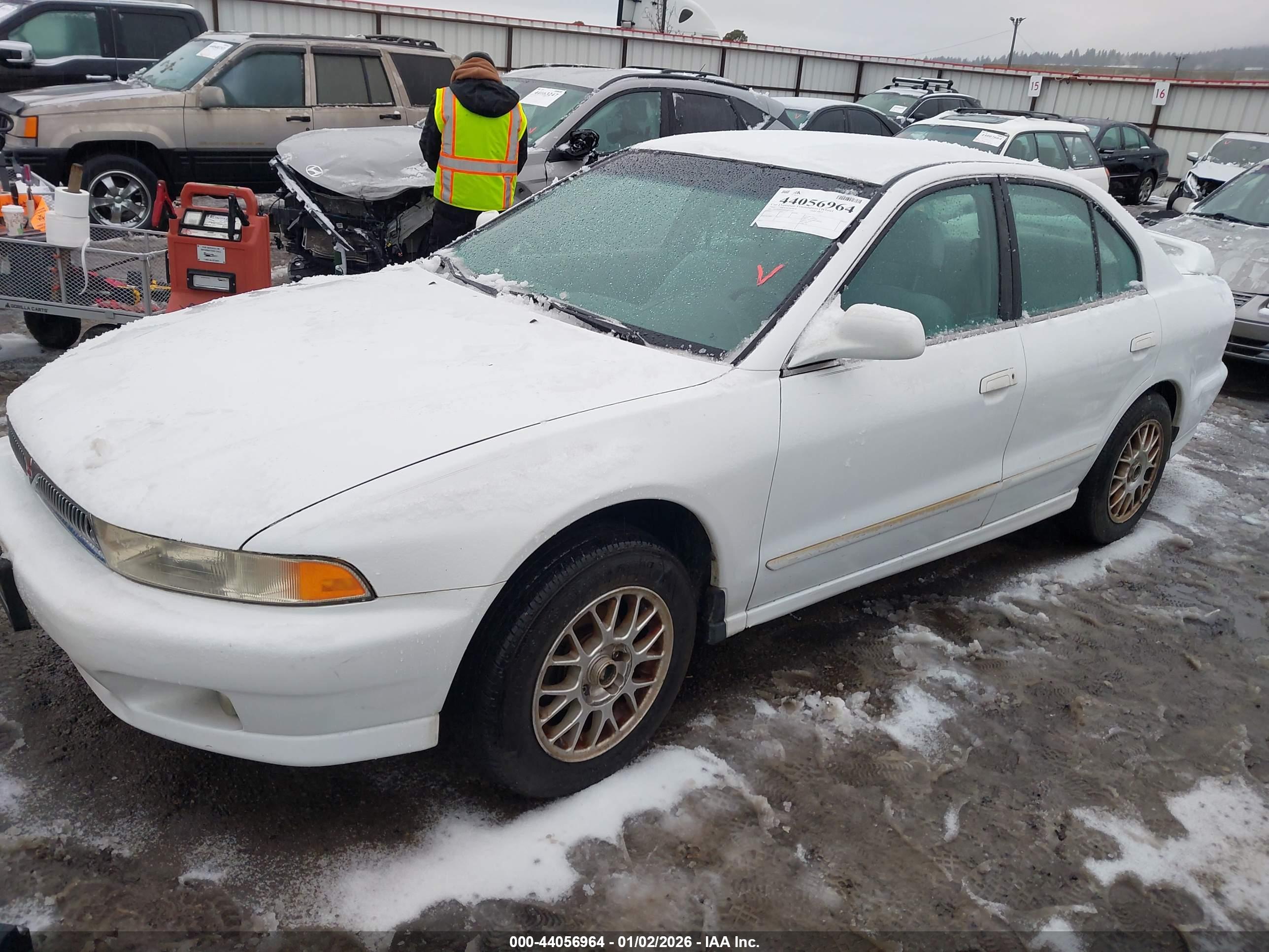 MITSUBISHI GALANT image 2