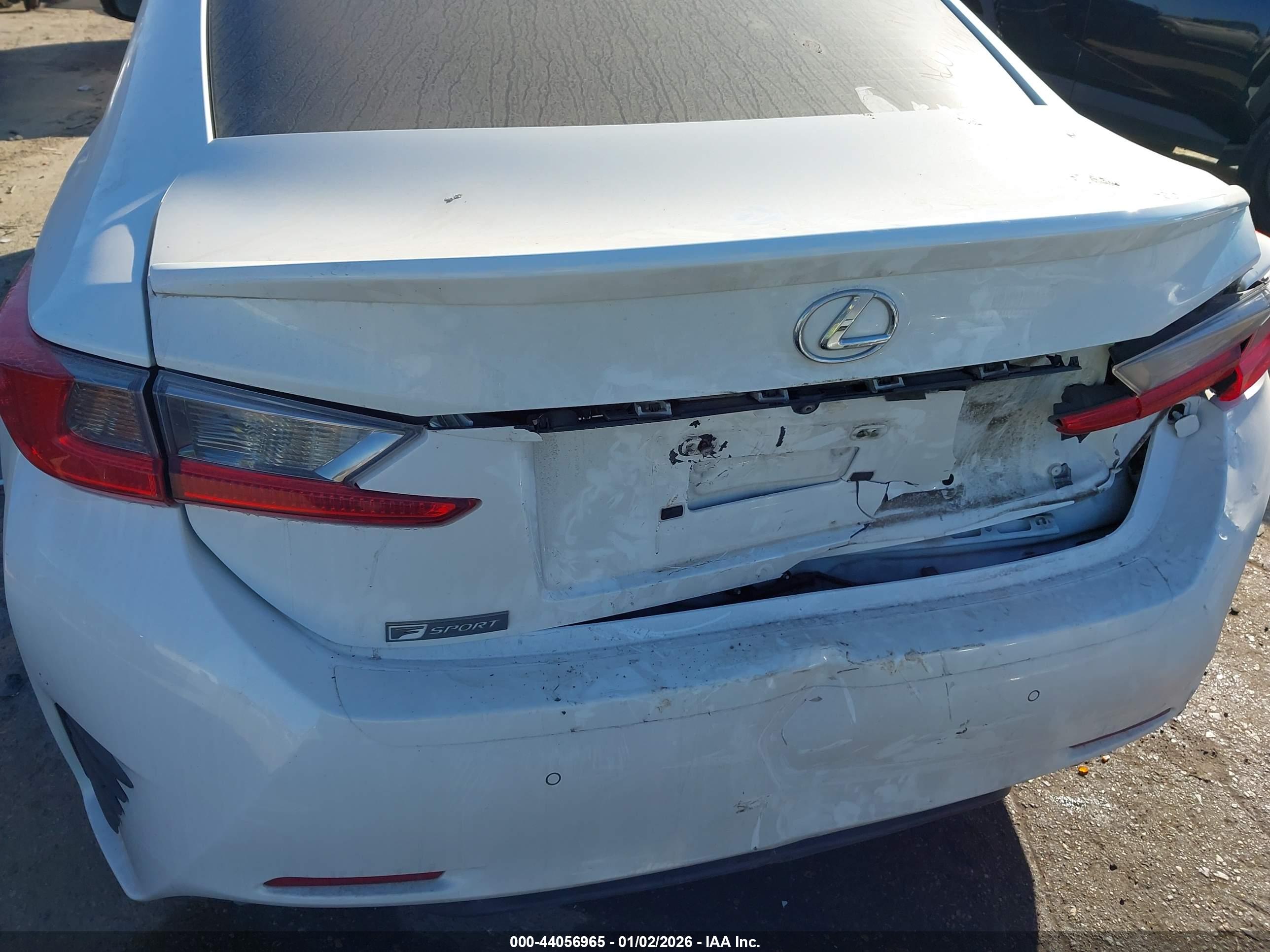 LEXUS RC image 6