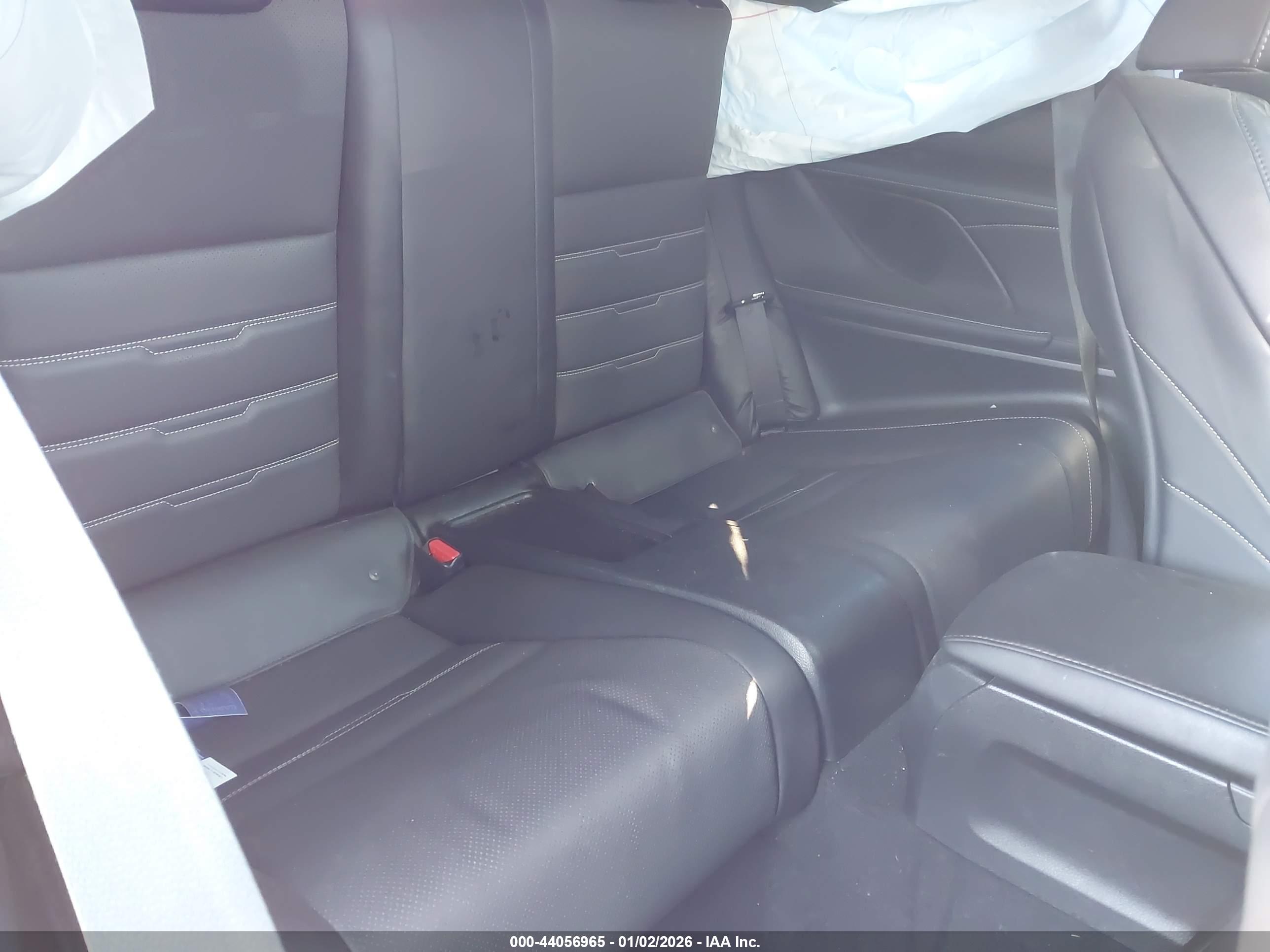 LEXUS RC image 8