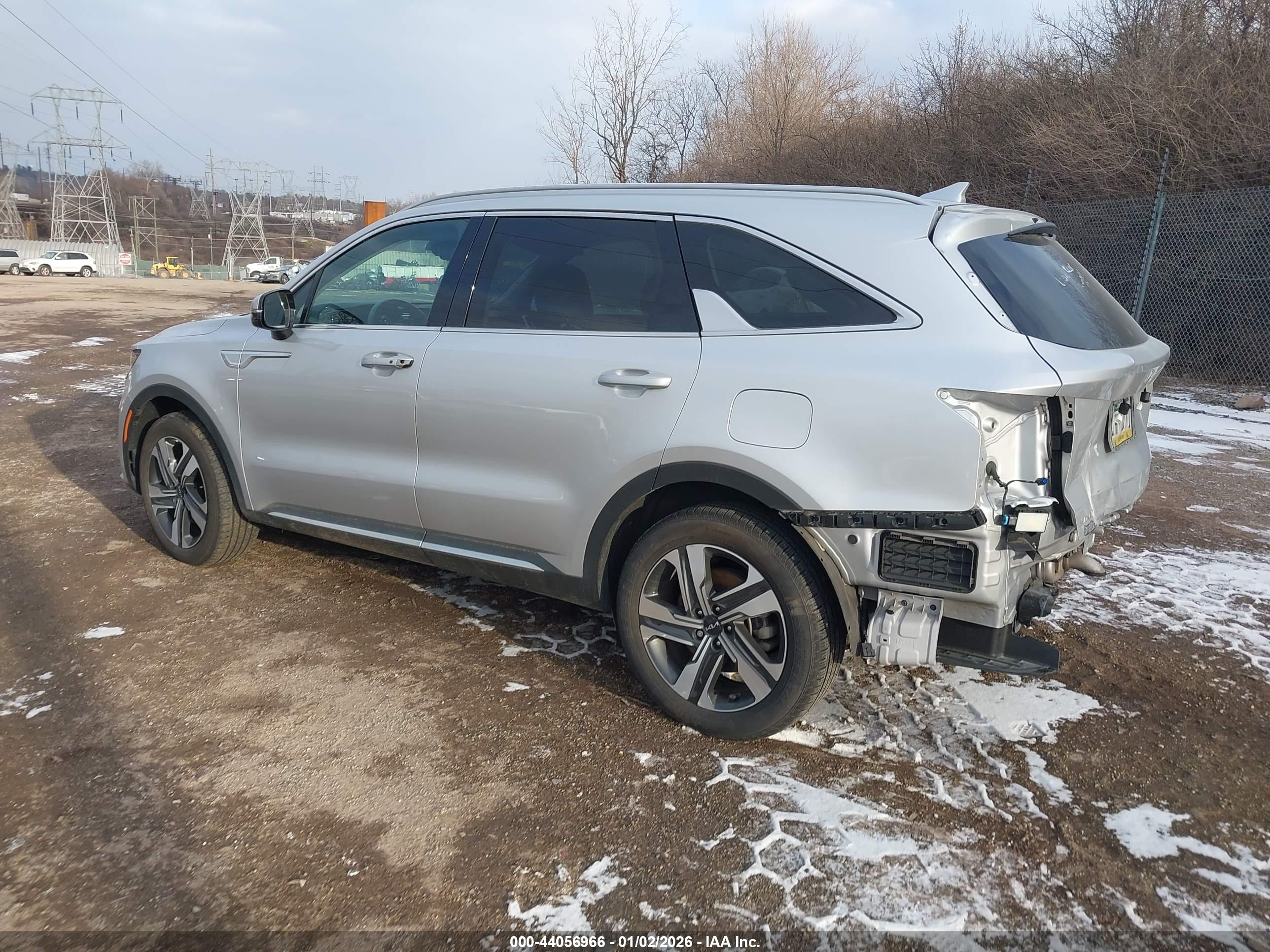 KIA SORENTO image 3