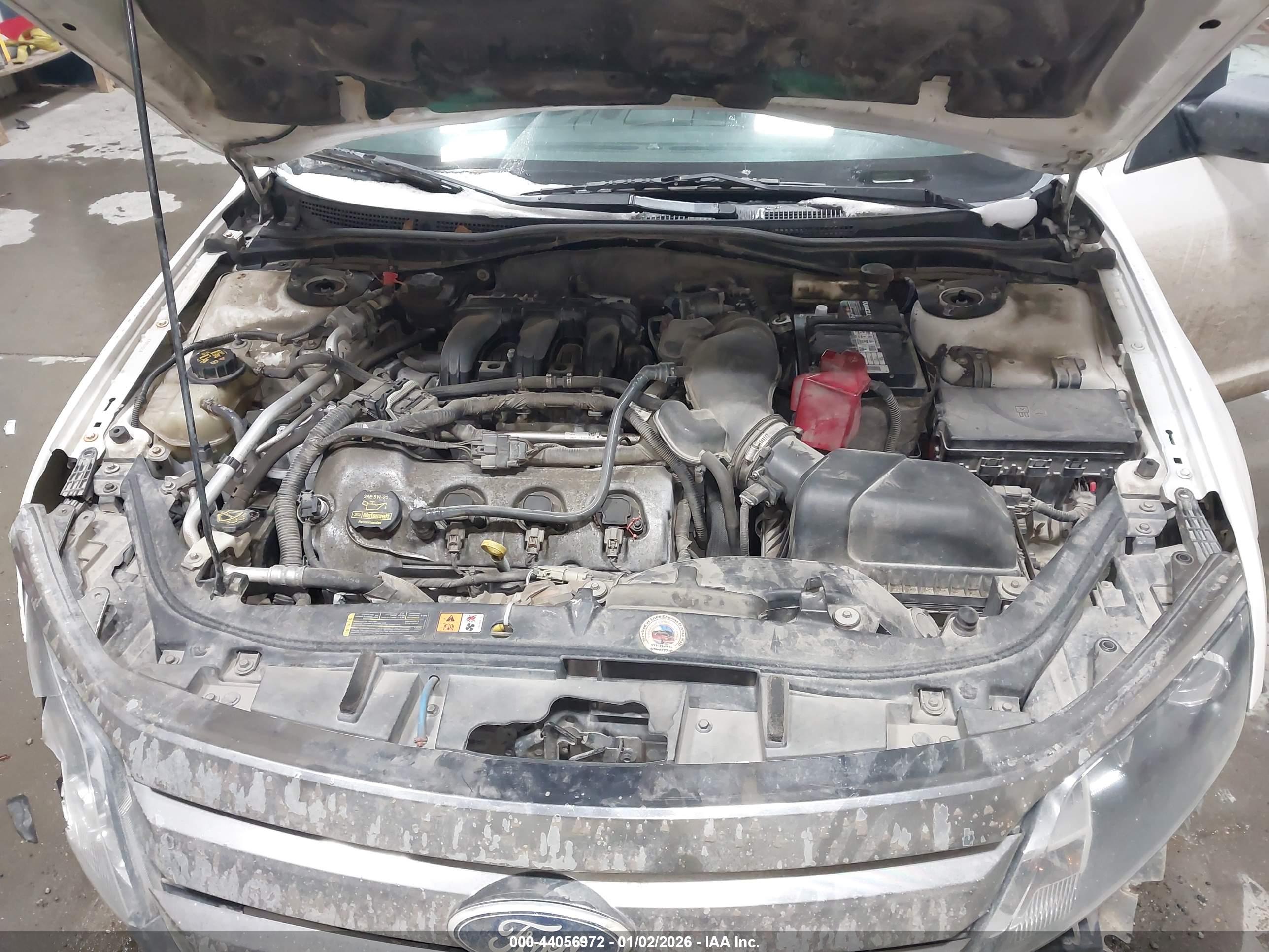 FORD FUSION image 10