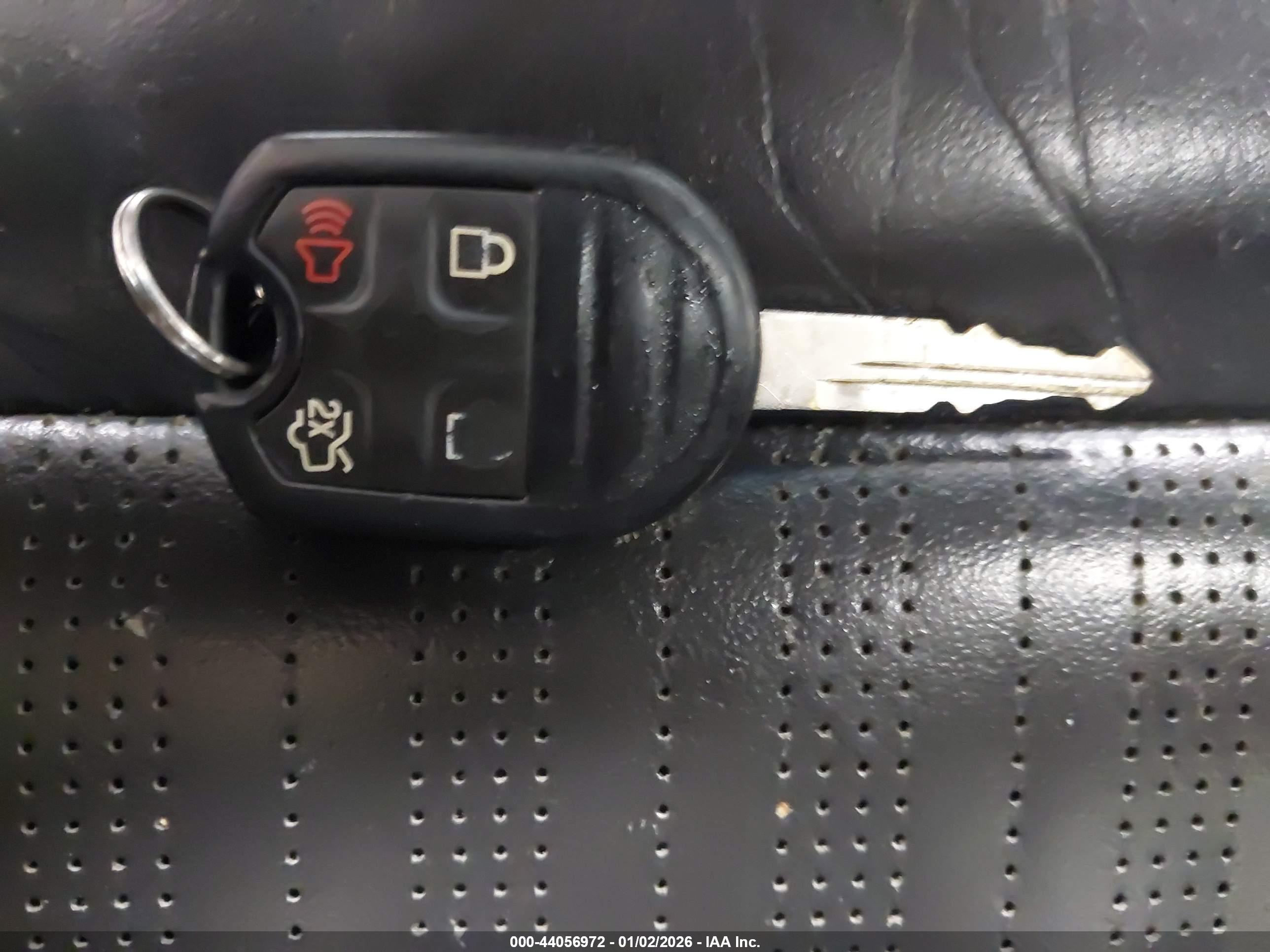 FORD FUSION image 11