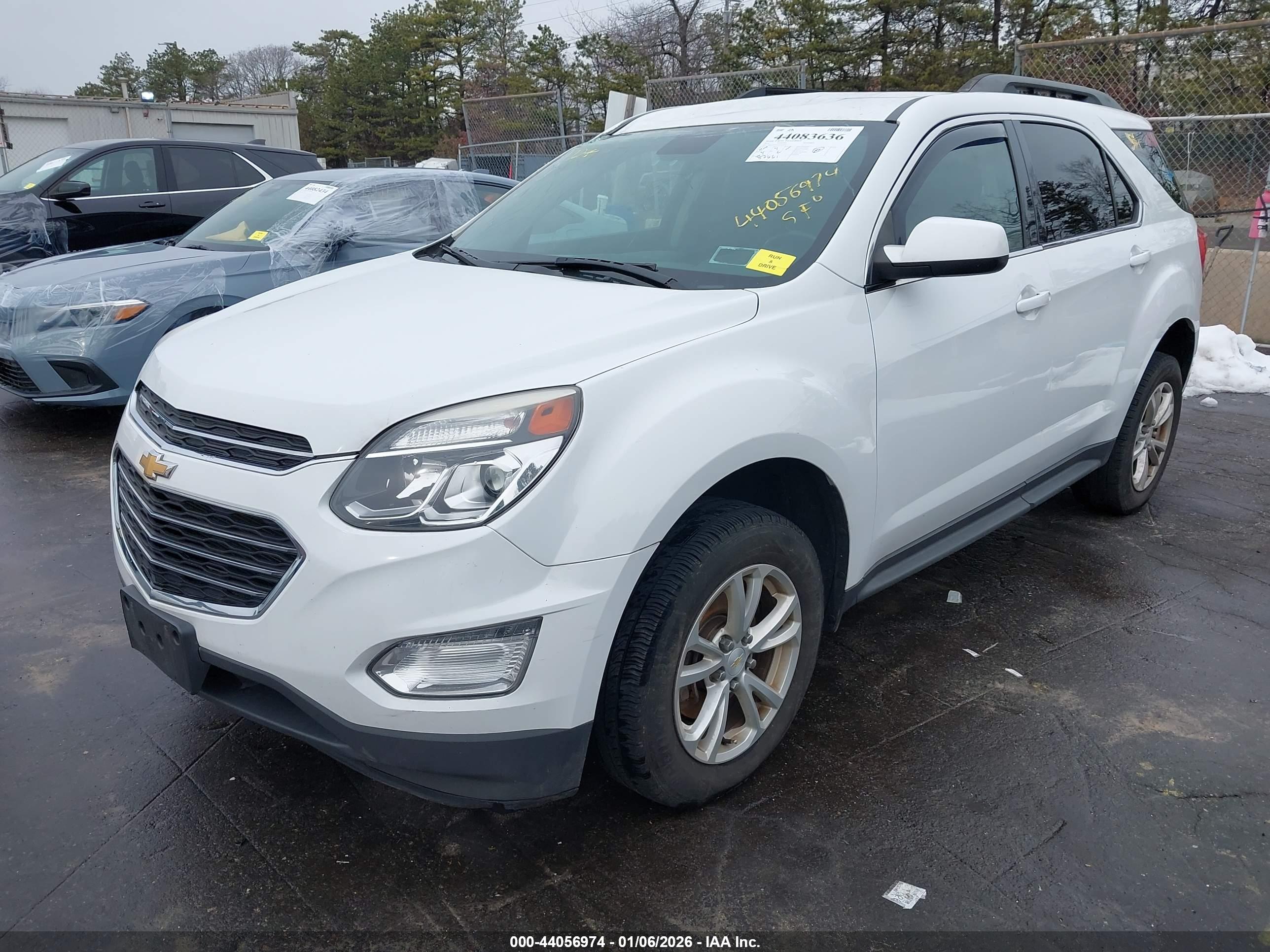 CHEVROLET EQUINOX image 2