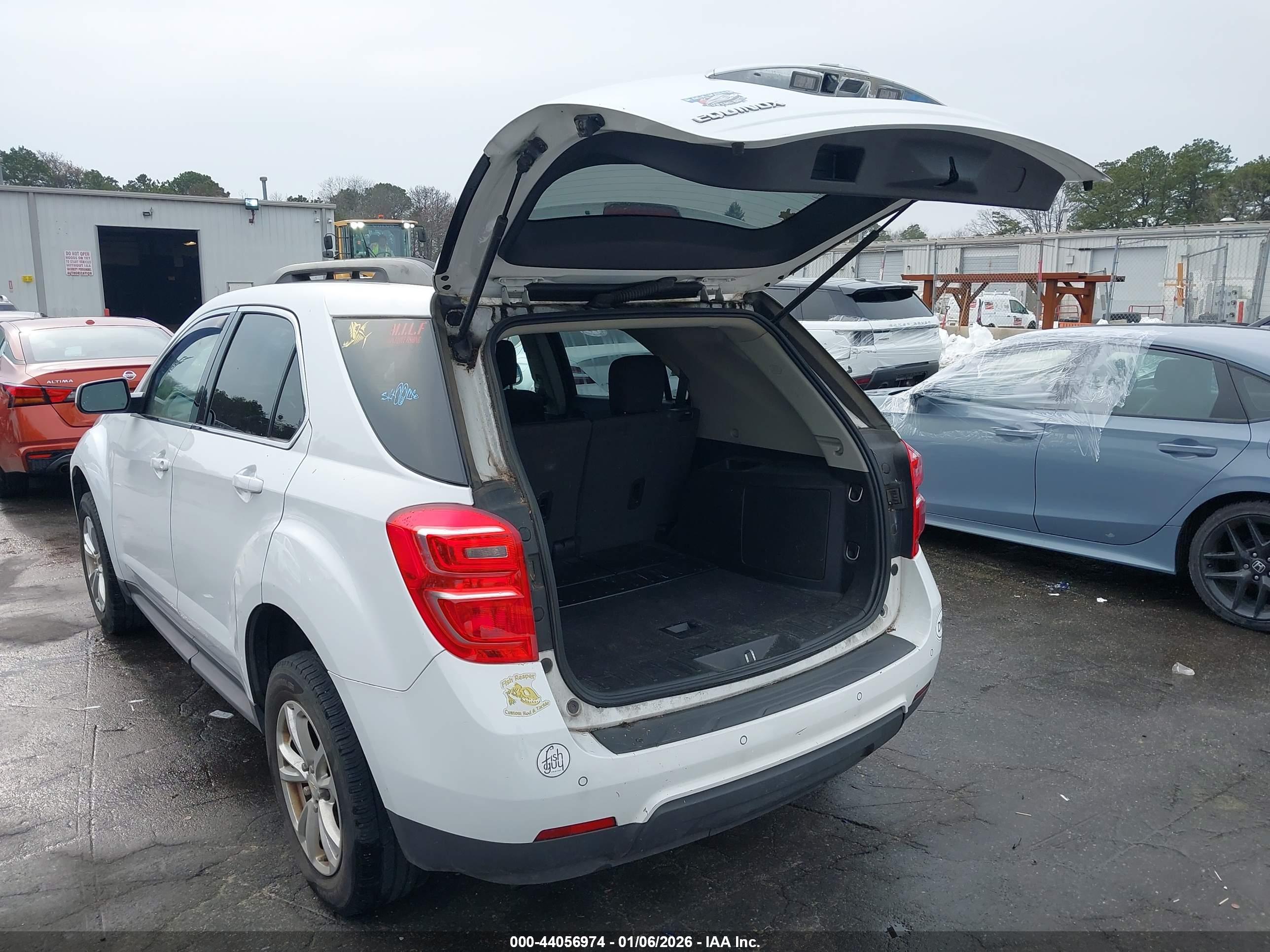 CHEVROLET EQUINOX image 3