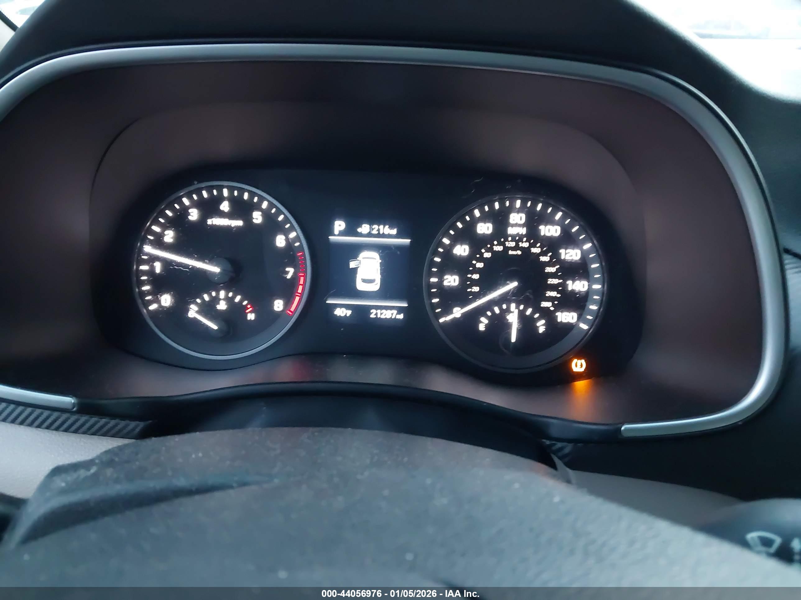 HYUNDAI TUCSON image 7