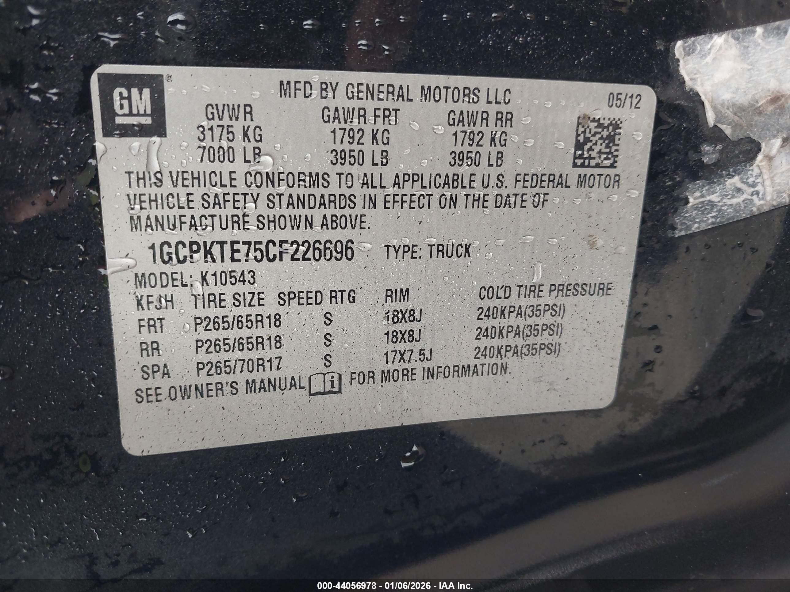 CHEVROLET SILVERADO image 9