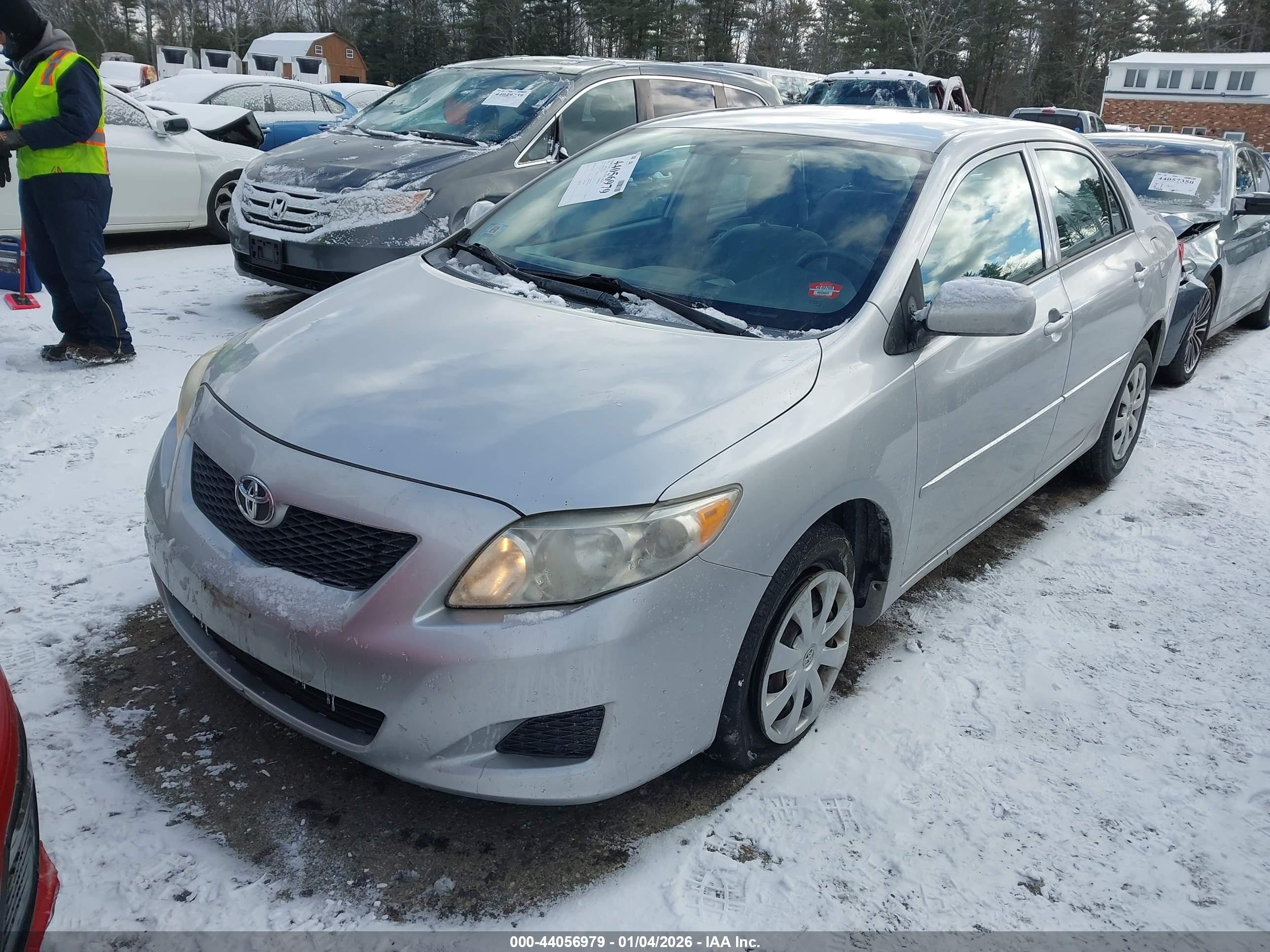 TOYOTA COROLLA image 2