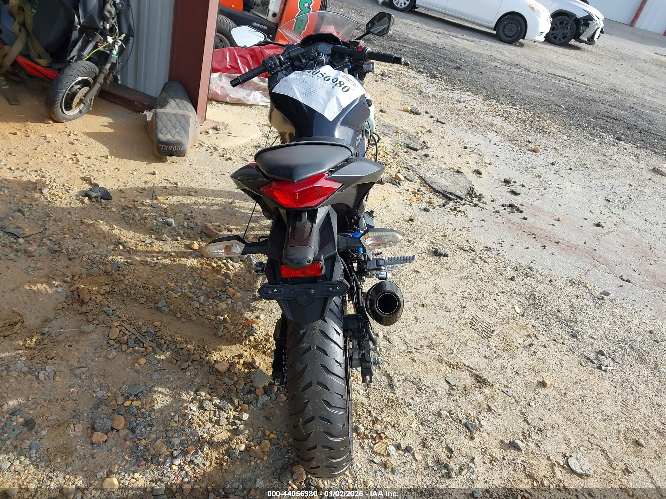 KAWASAKI EX300 image 6