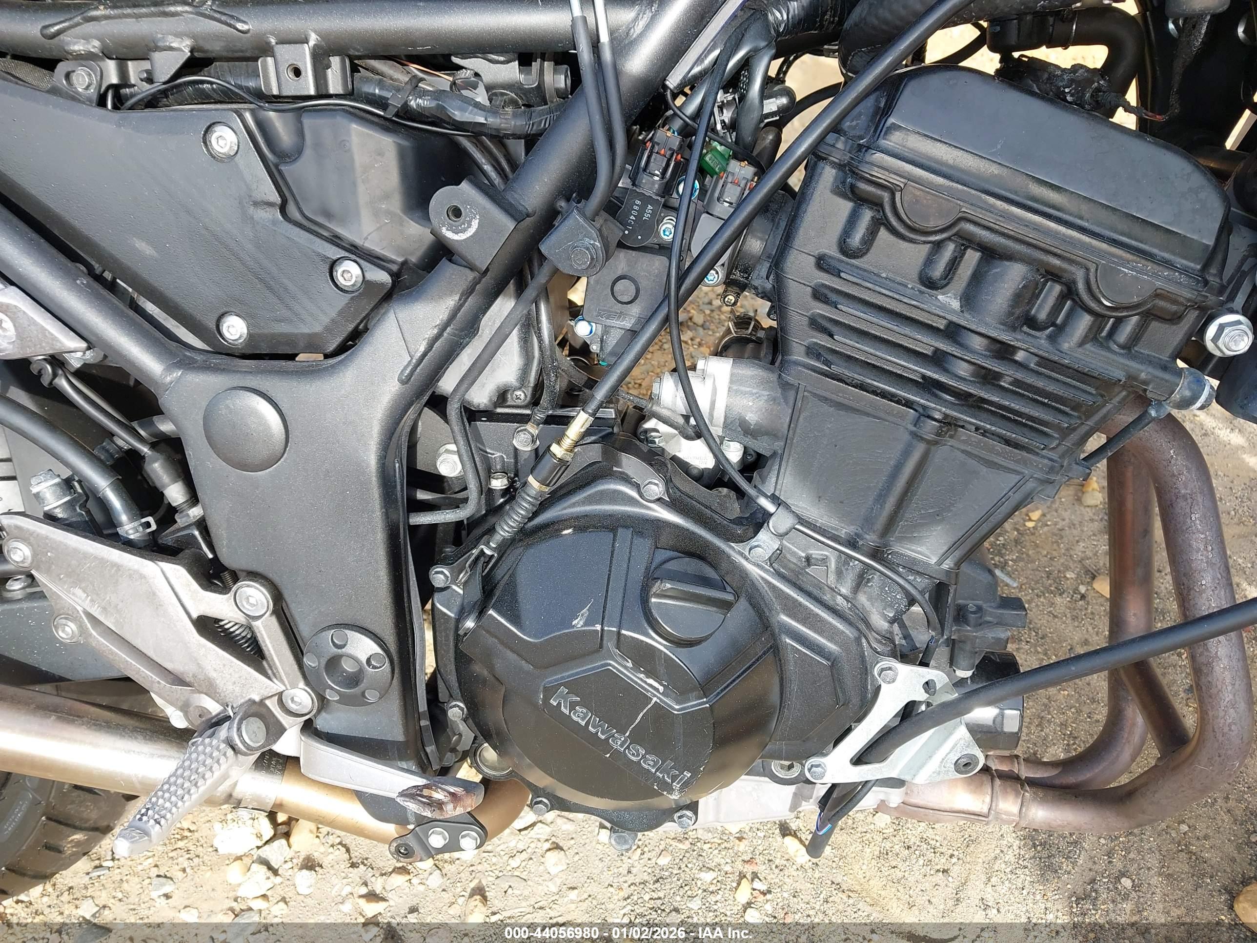 KAWASAKI EX300 image 8