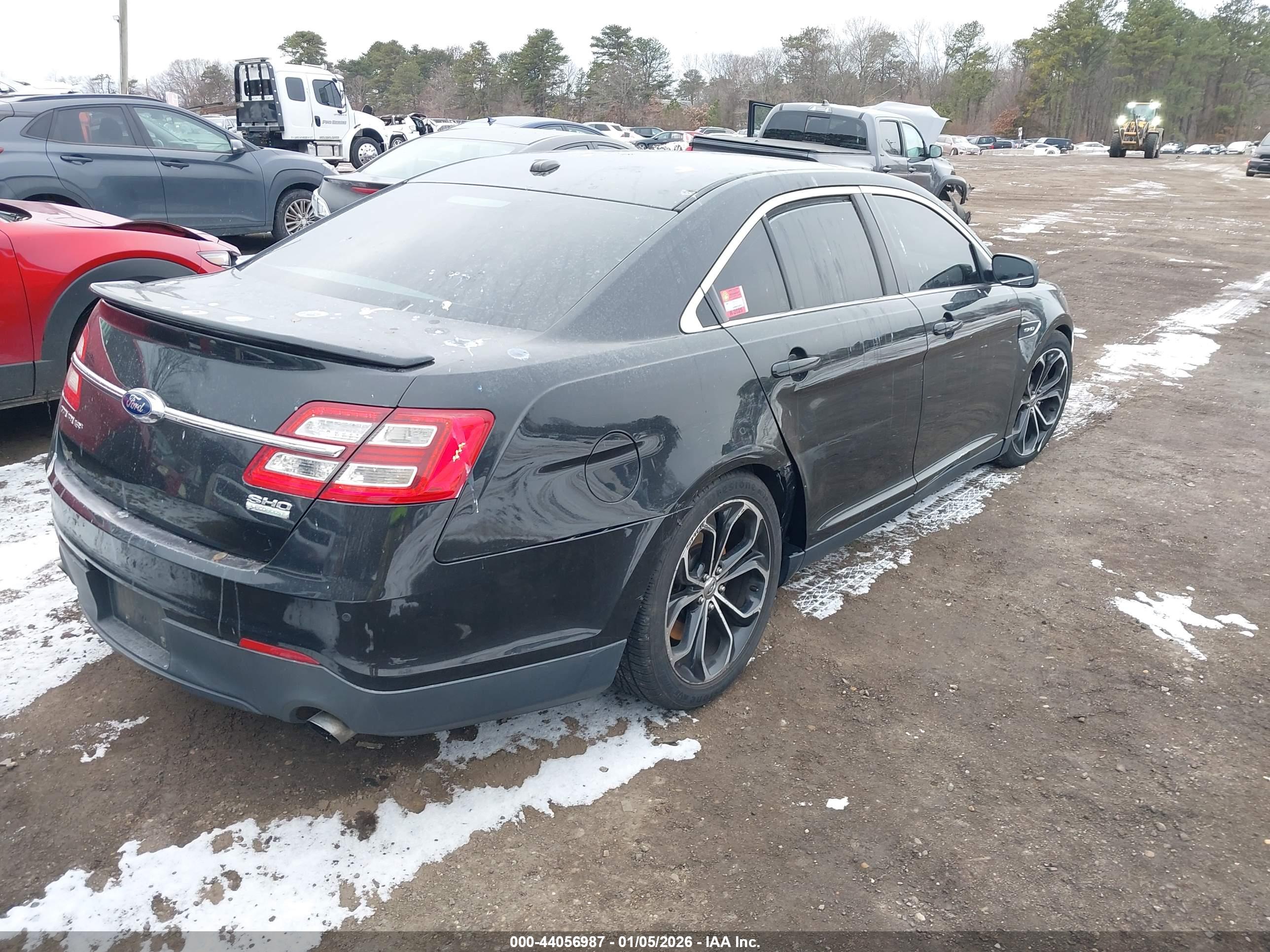 FORD TAURUS image 6