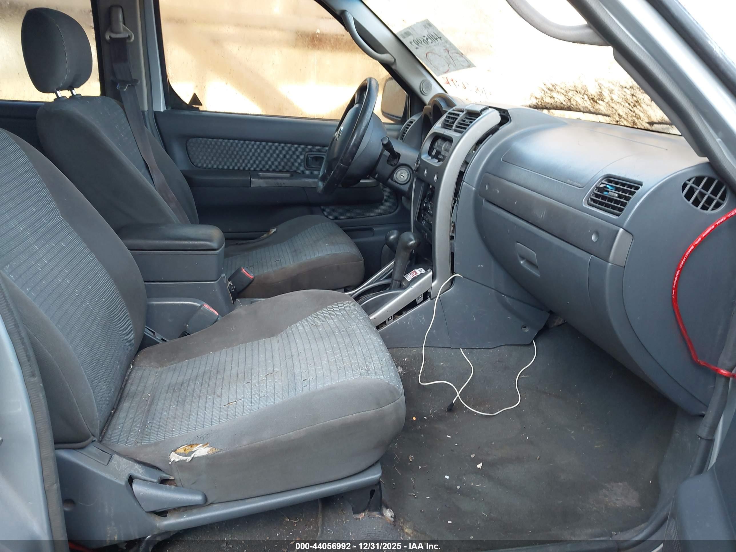 NISSAN XTERRA image 5