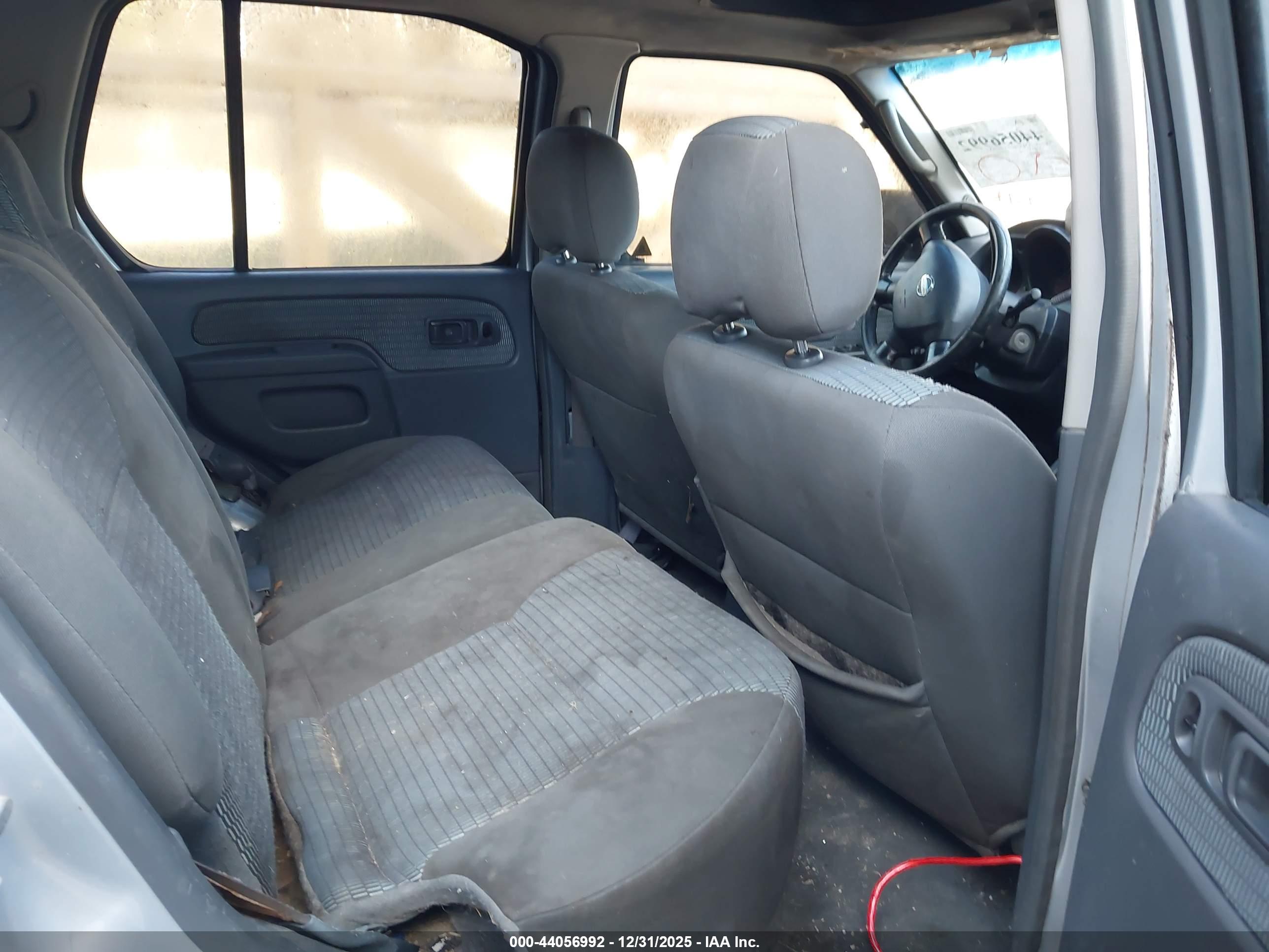 NISSAN XTERRA image 8