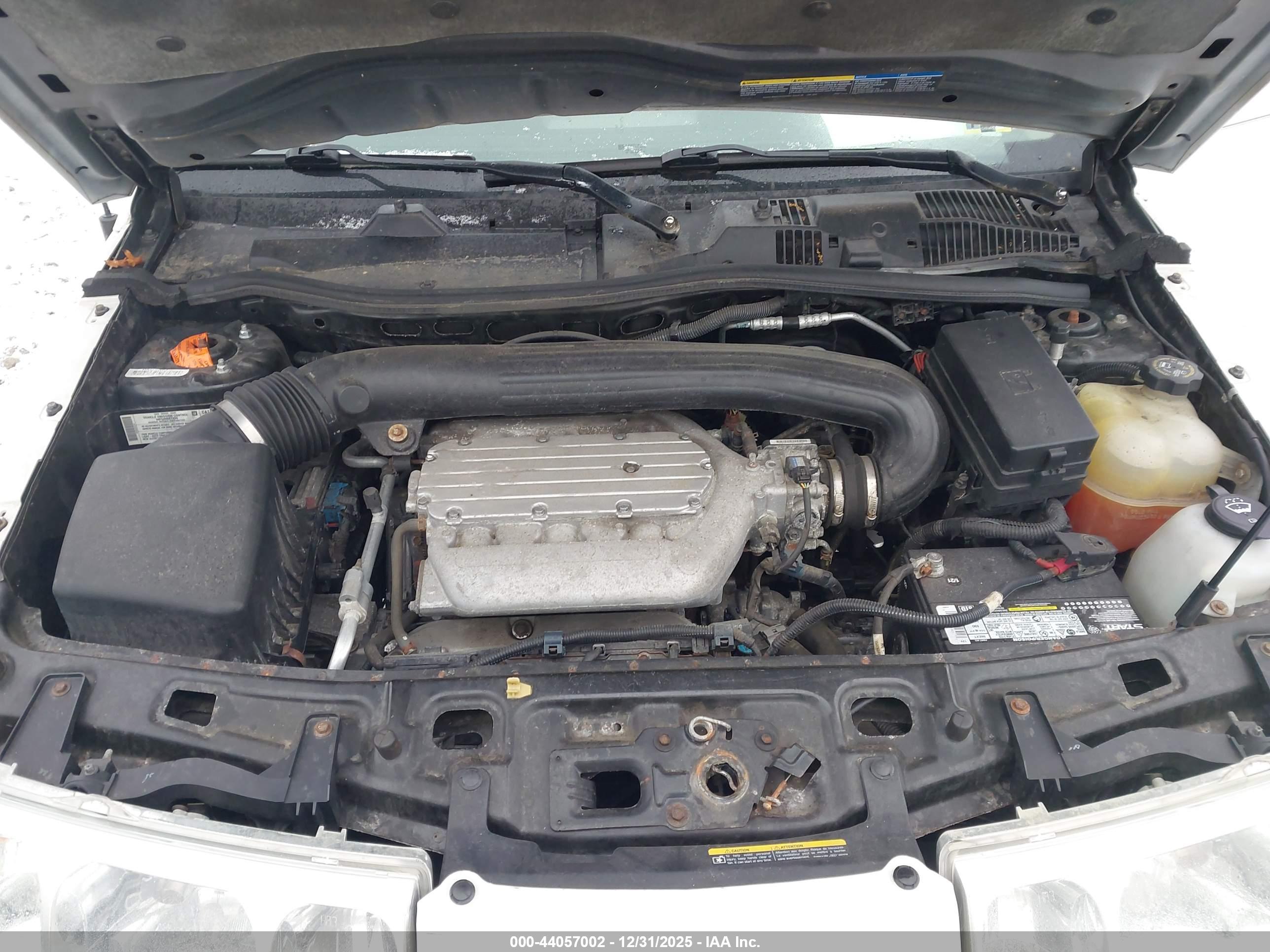 SATURN VUE image 10
