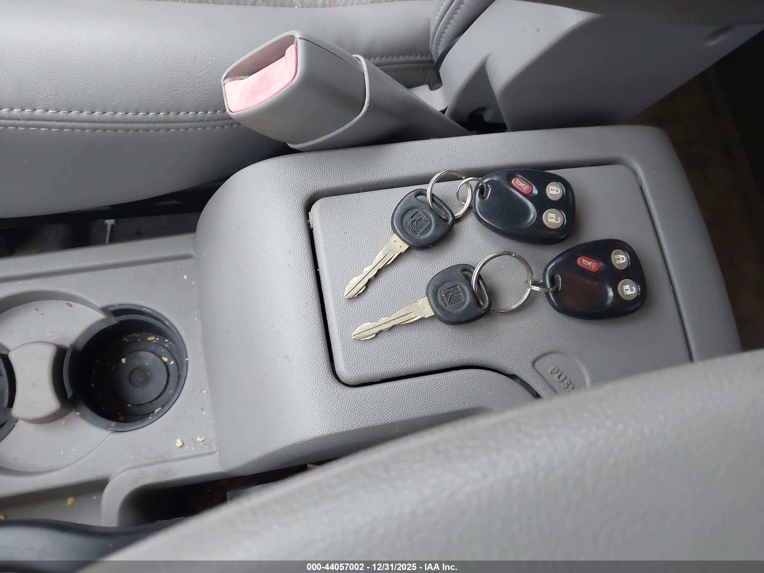 SATURN VUE image 11