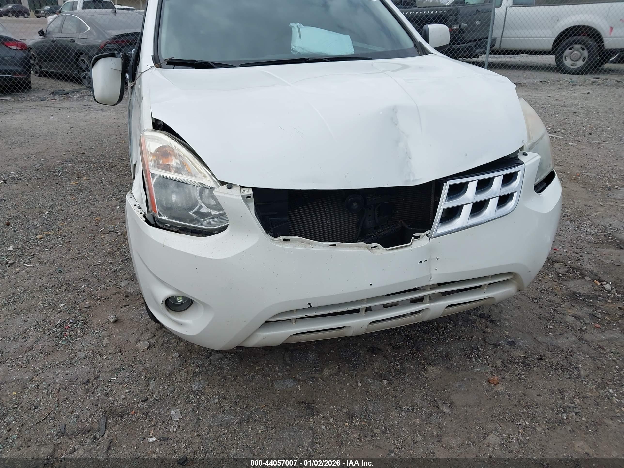 NISSAN ROGUE image 6