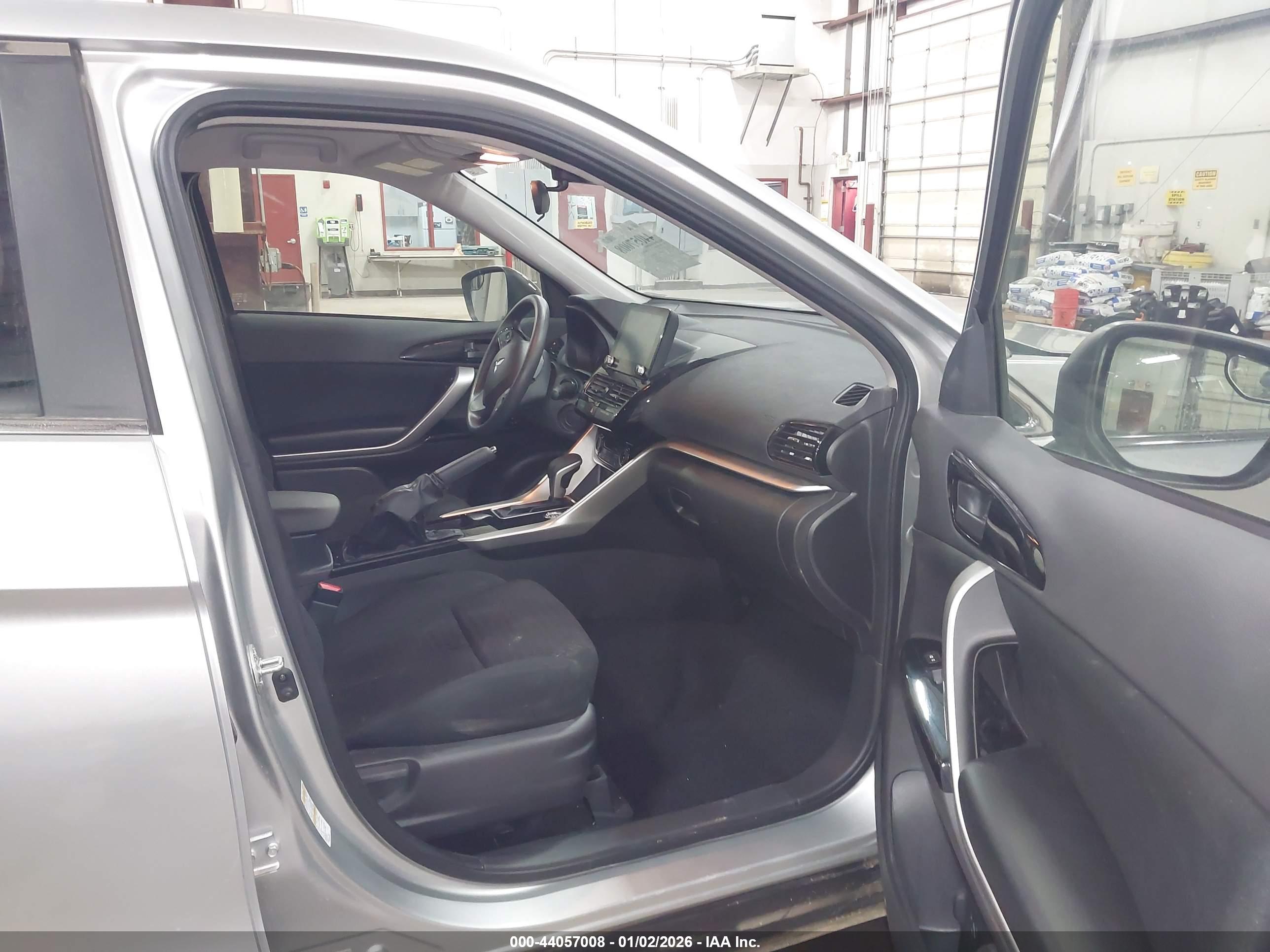 MITSUBISHI ECLIPSE image 5