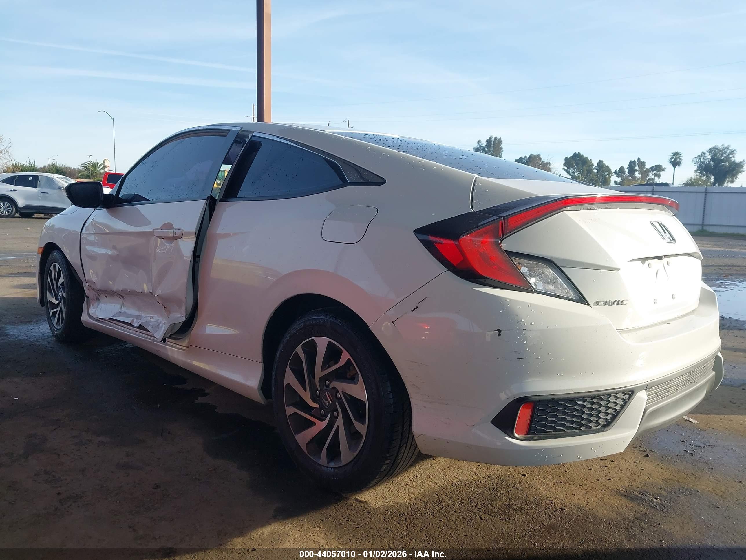 HONDA CIVIC image 3