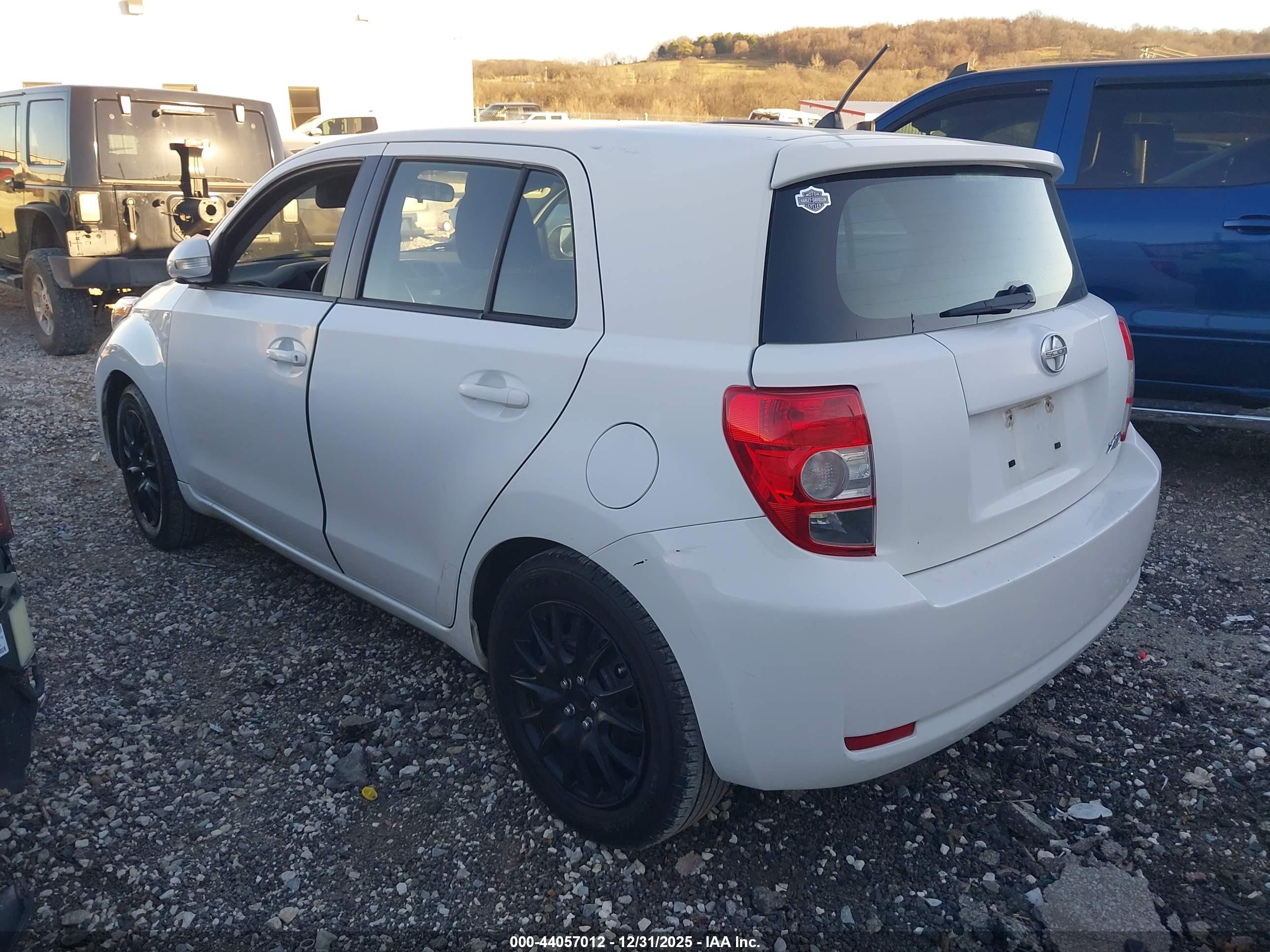 SCION XD image 3