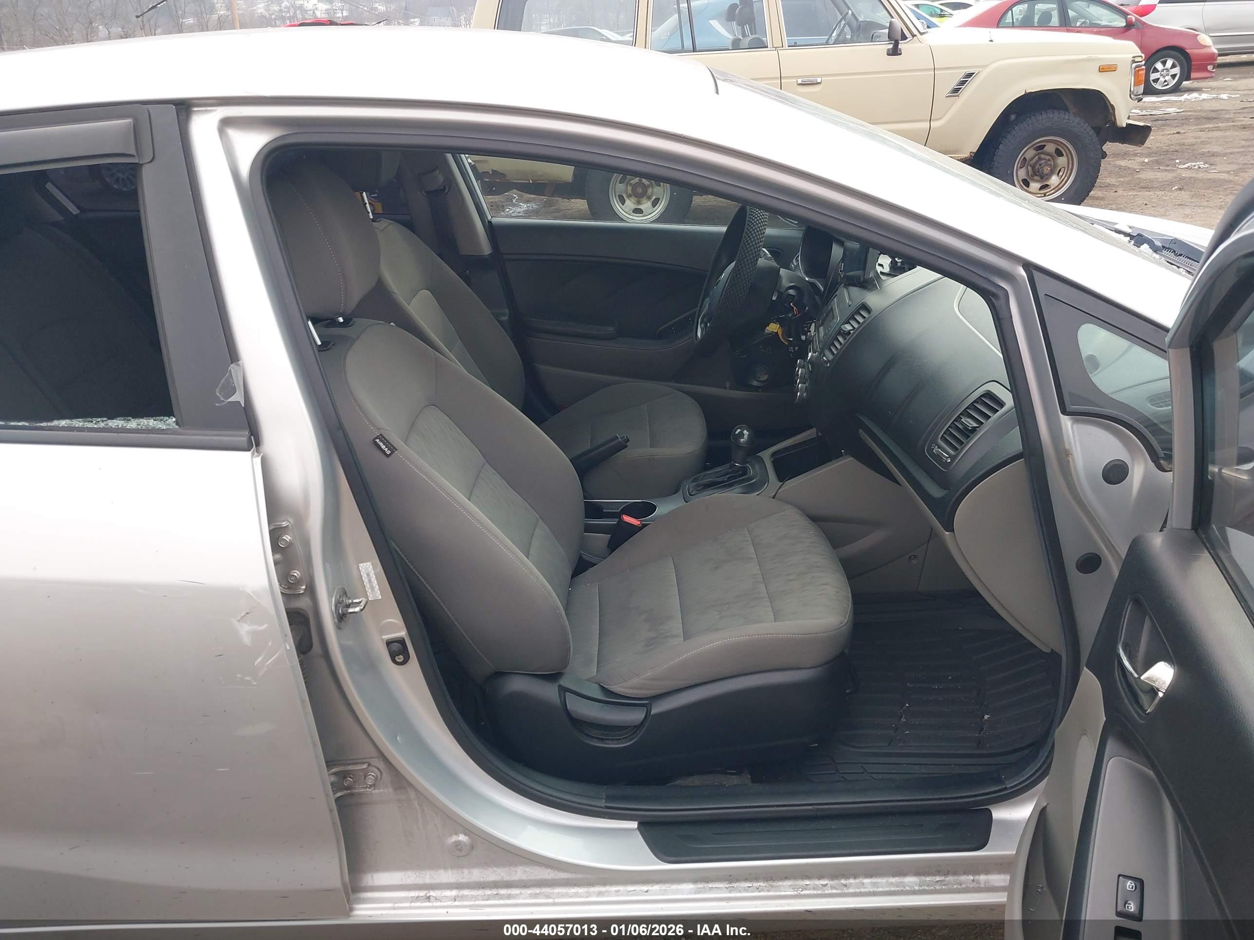 KIA FORTE image 5