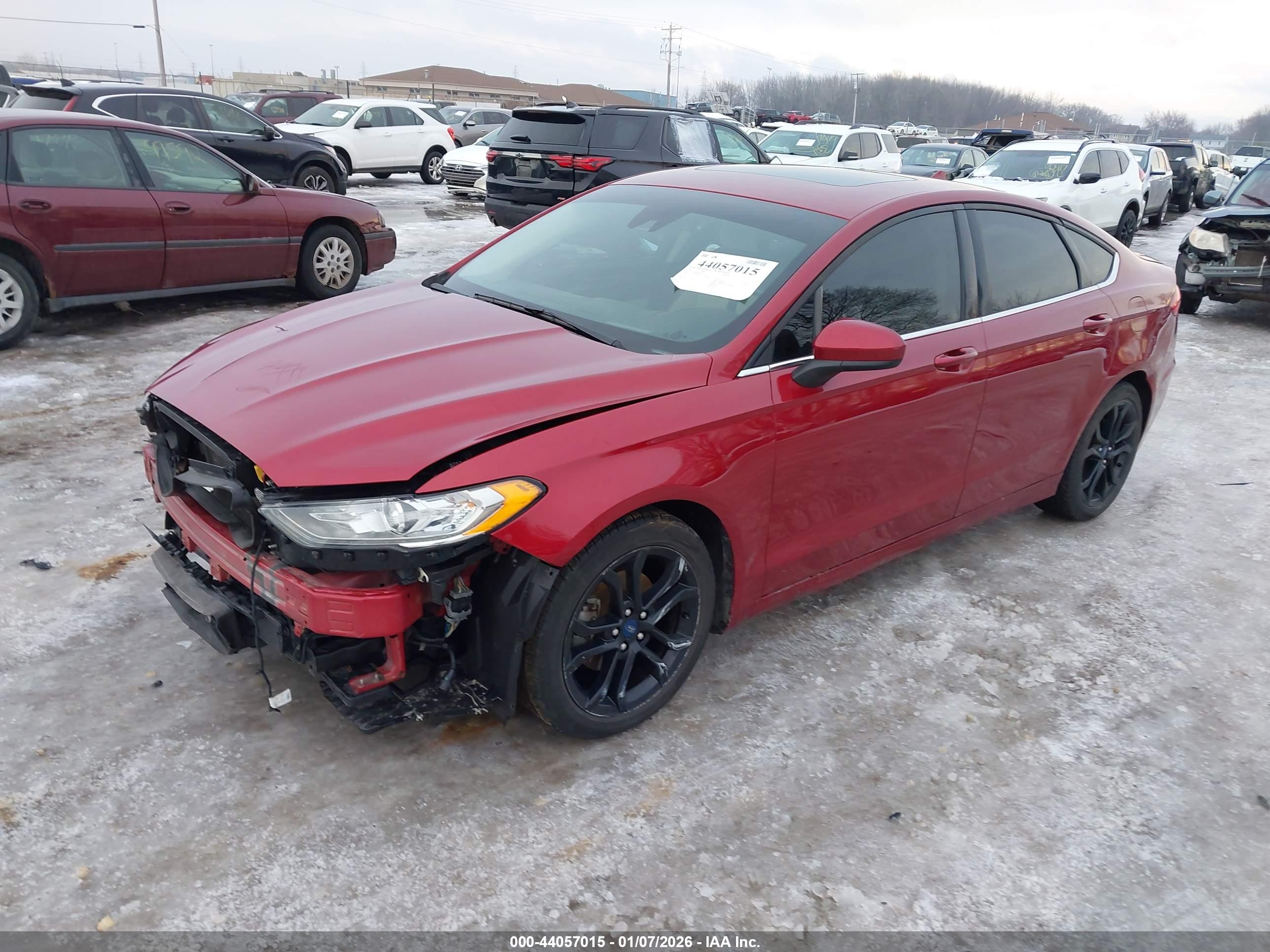 FORD FUSION image 2