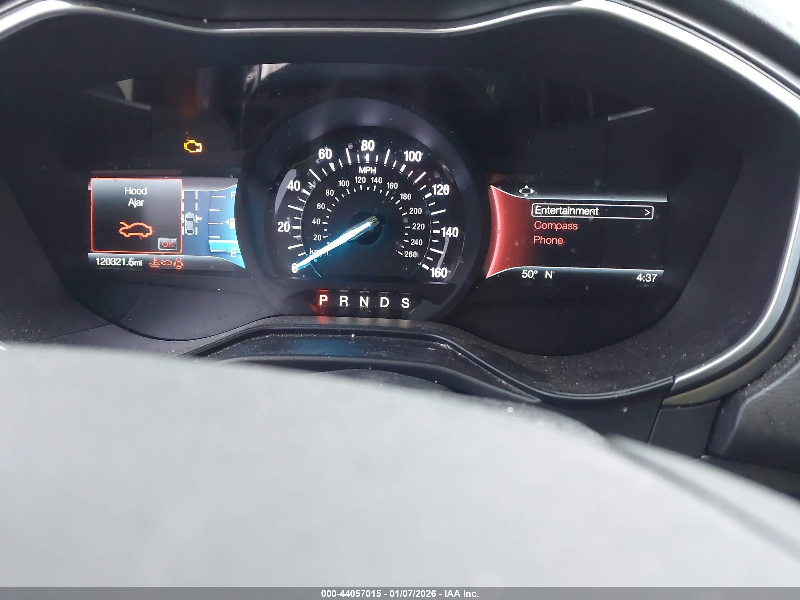 FORD FUSION image 7