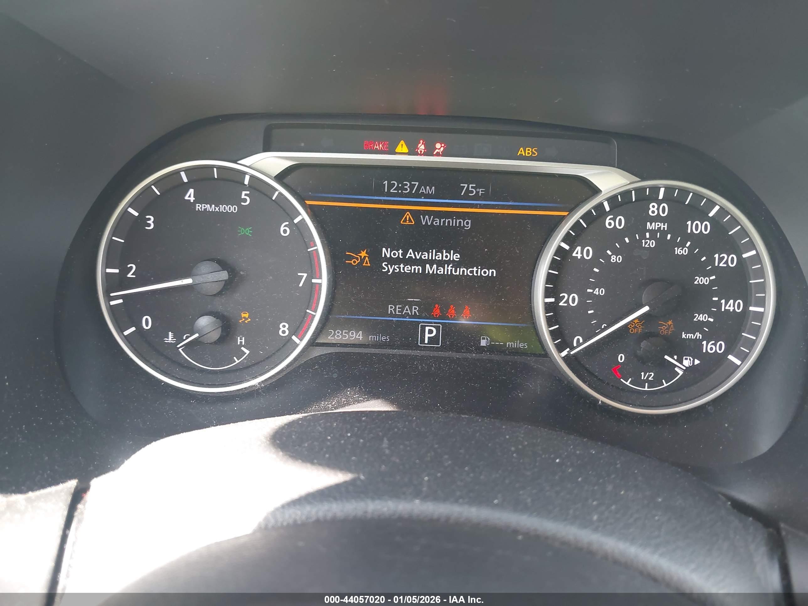 NISSAN SENTRA image 7