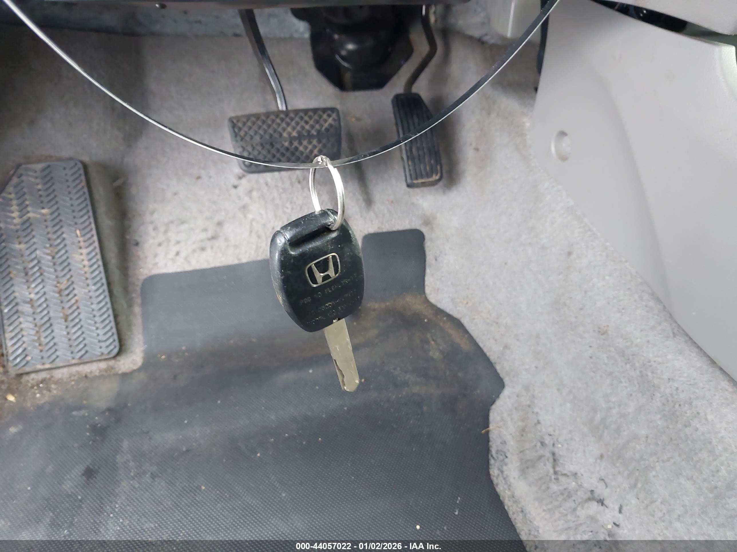 HONDA INSIGHT image 11