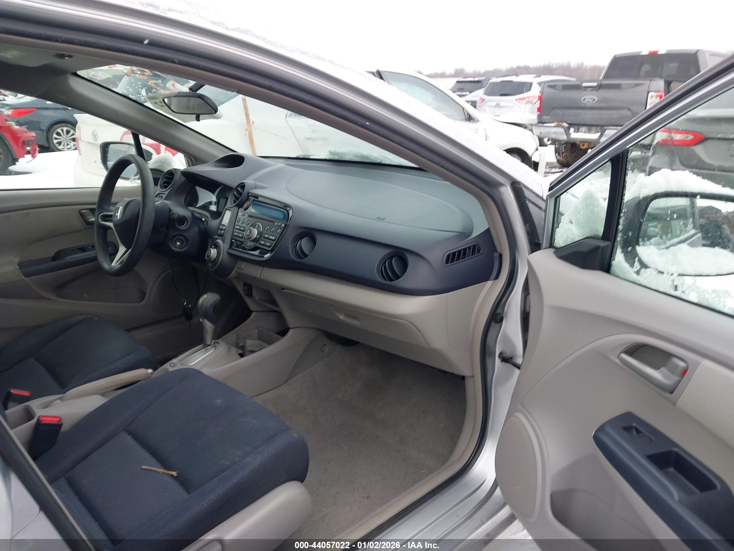 HONDA INSIGHT image 5