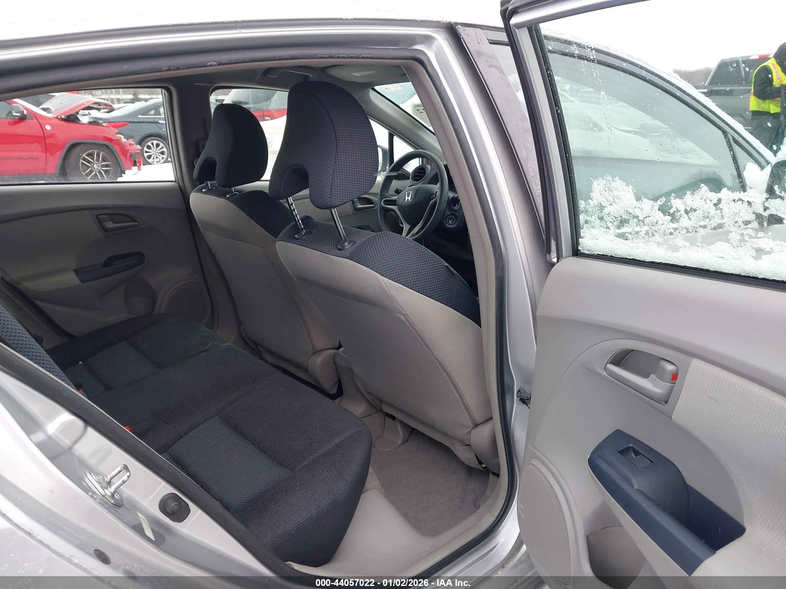 HONDA INSIGHT image 8