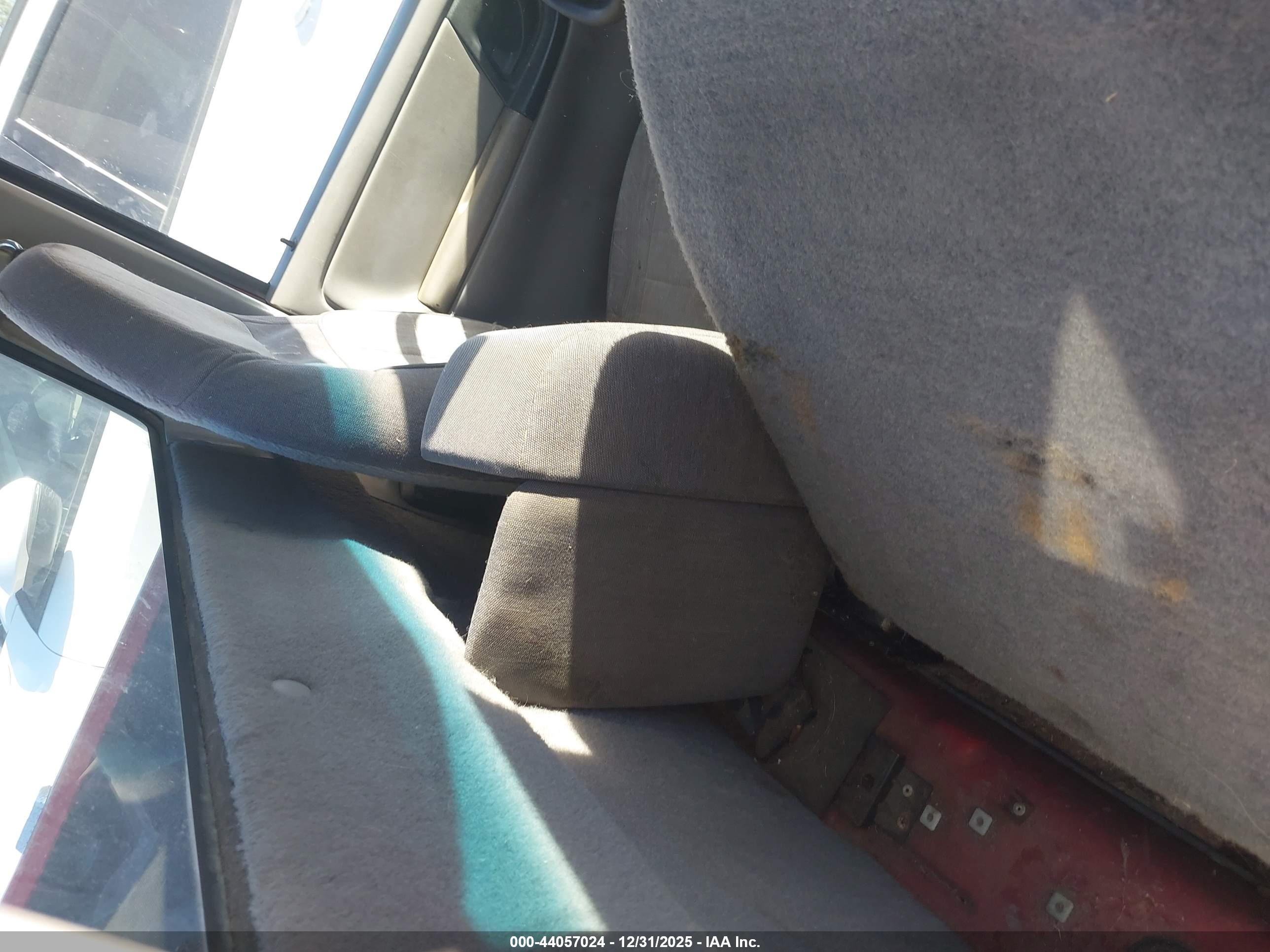 FORD RANGER image 8