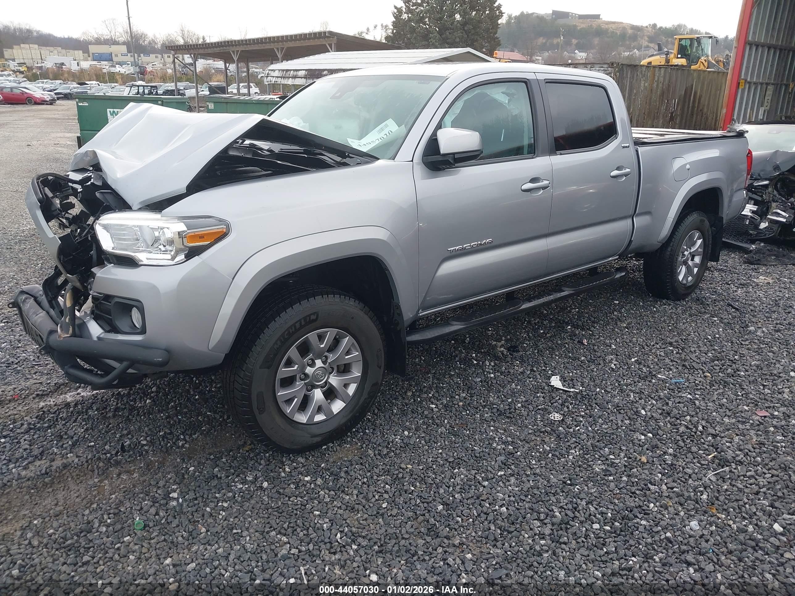 TOYOTA TACOMA image 2
