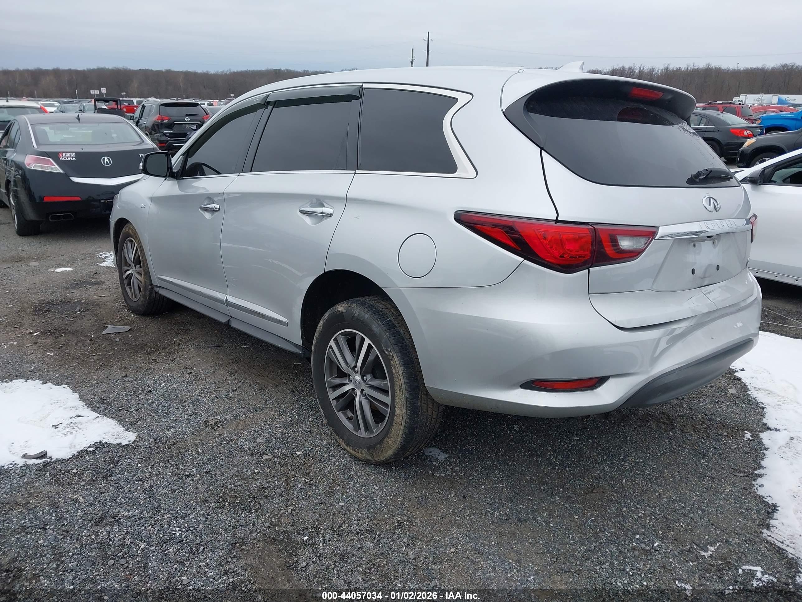 INFINITI QX60 image 3