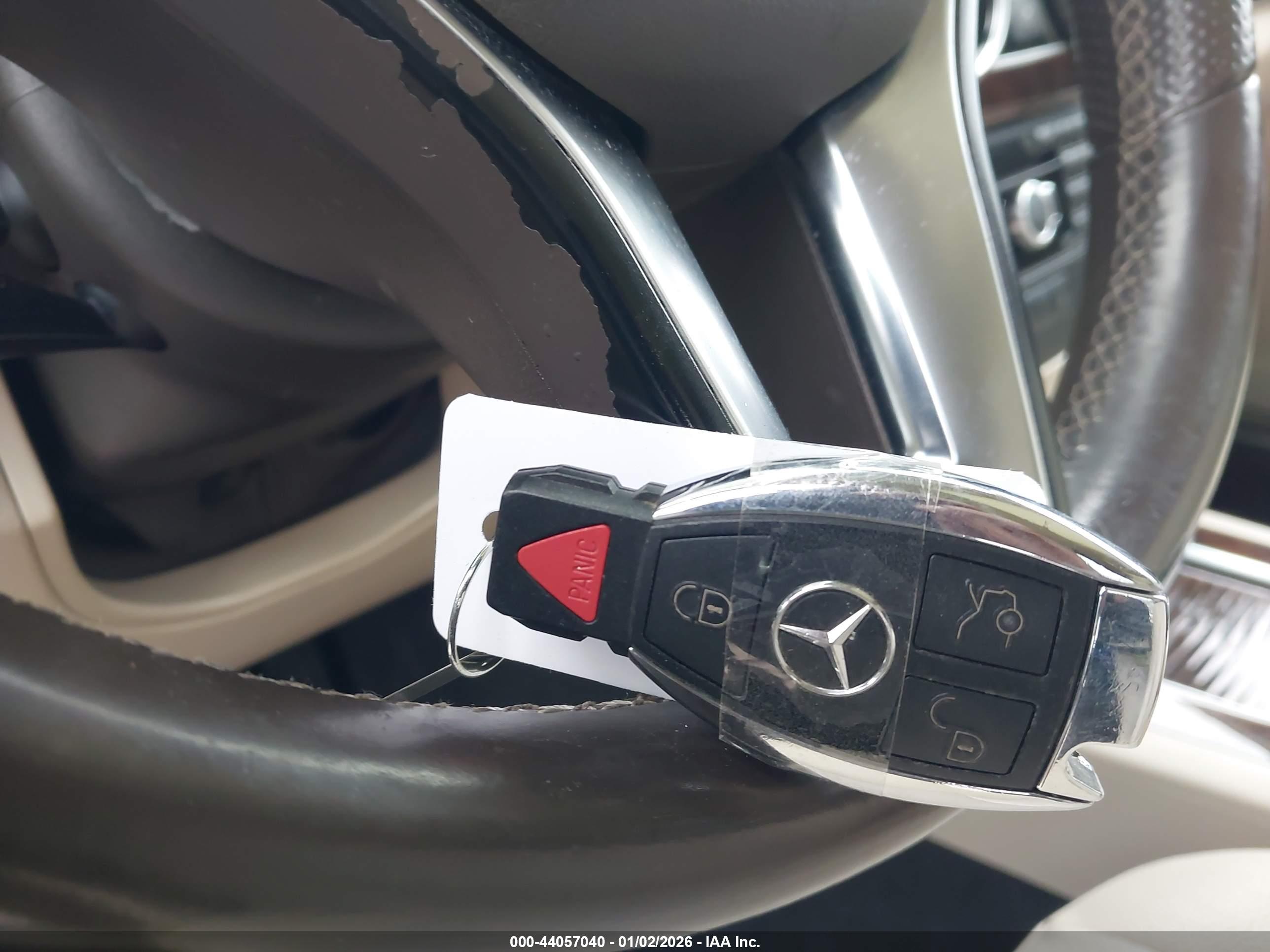 MERCEDES-BENZ GLK image 11