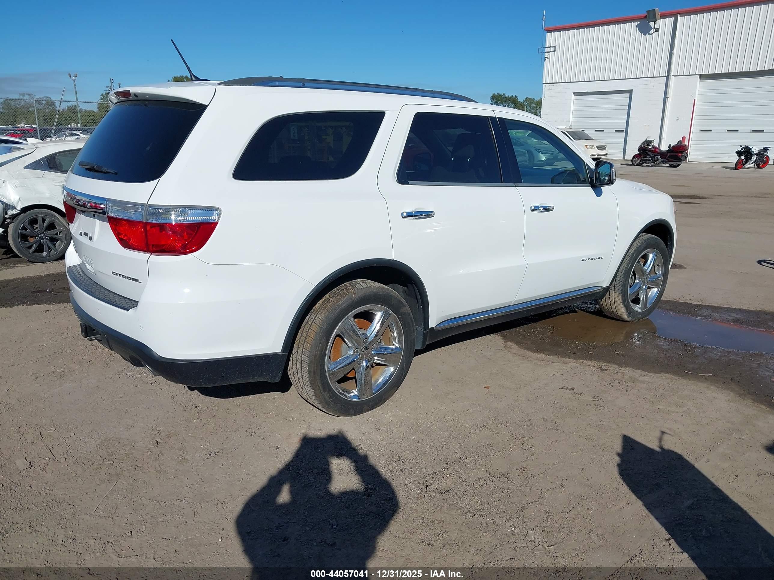 DODGE DURANGO image 4