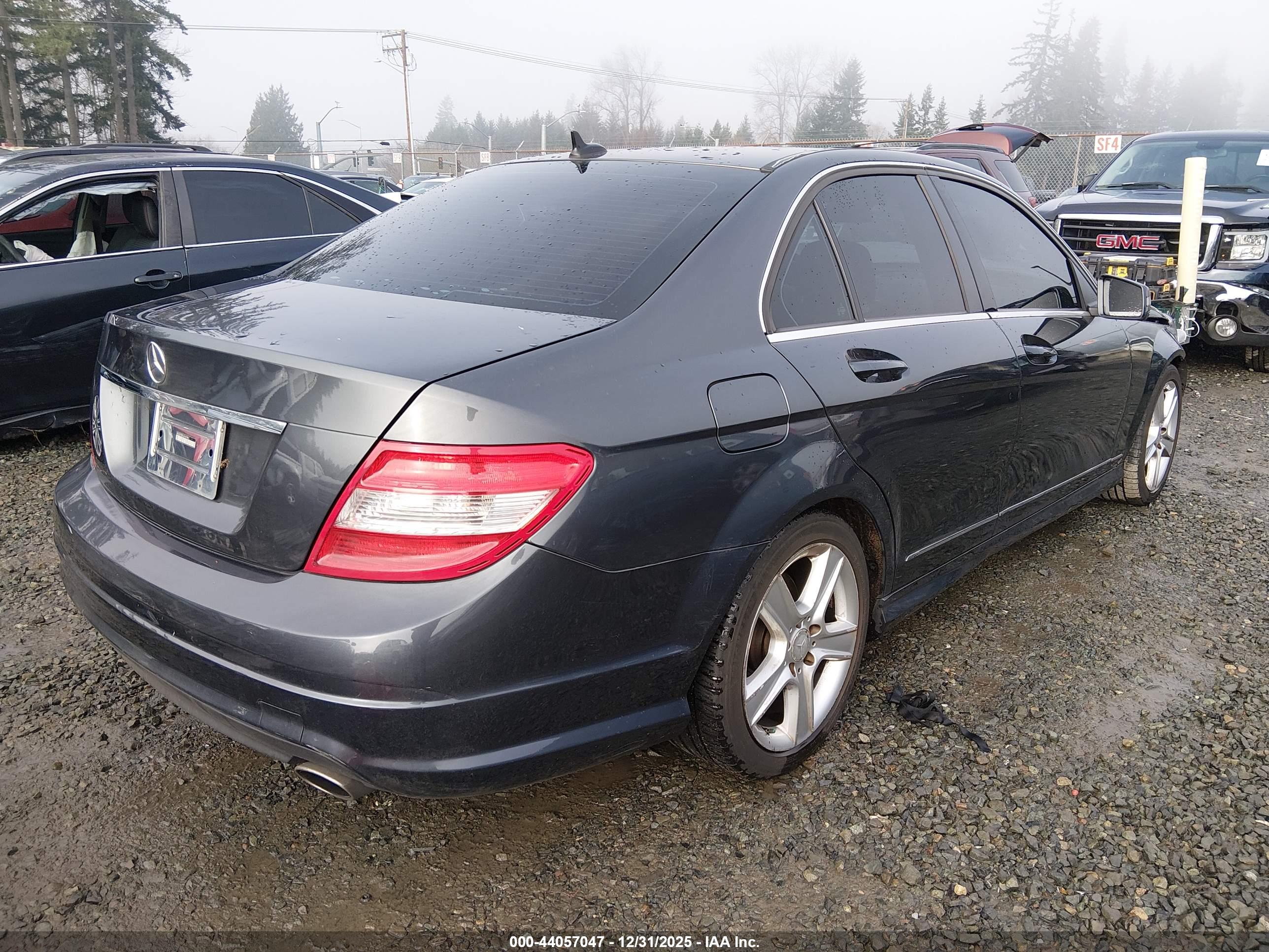 MERCEDES-BENZ C image 4