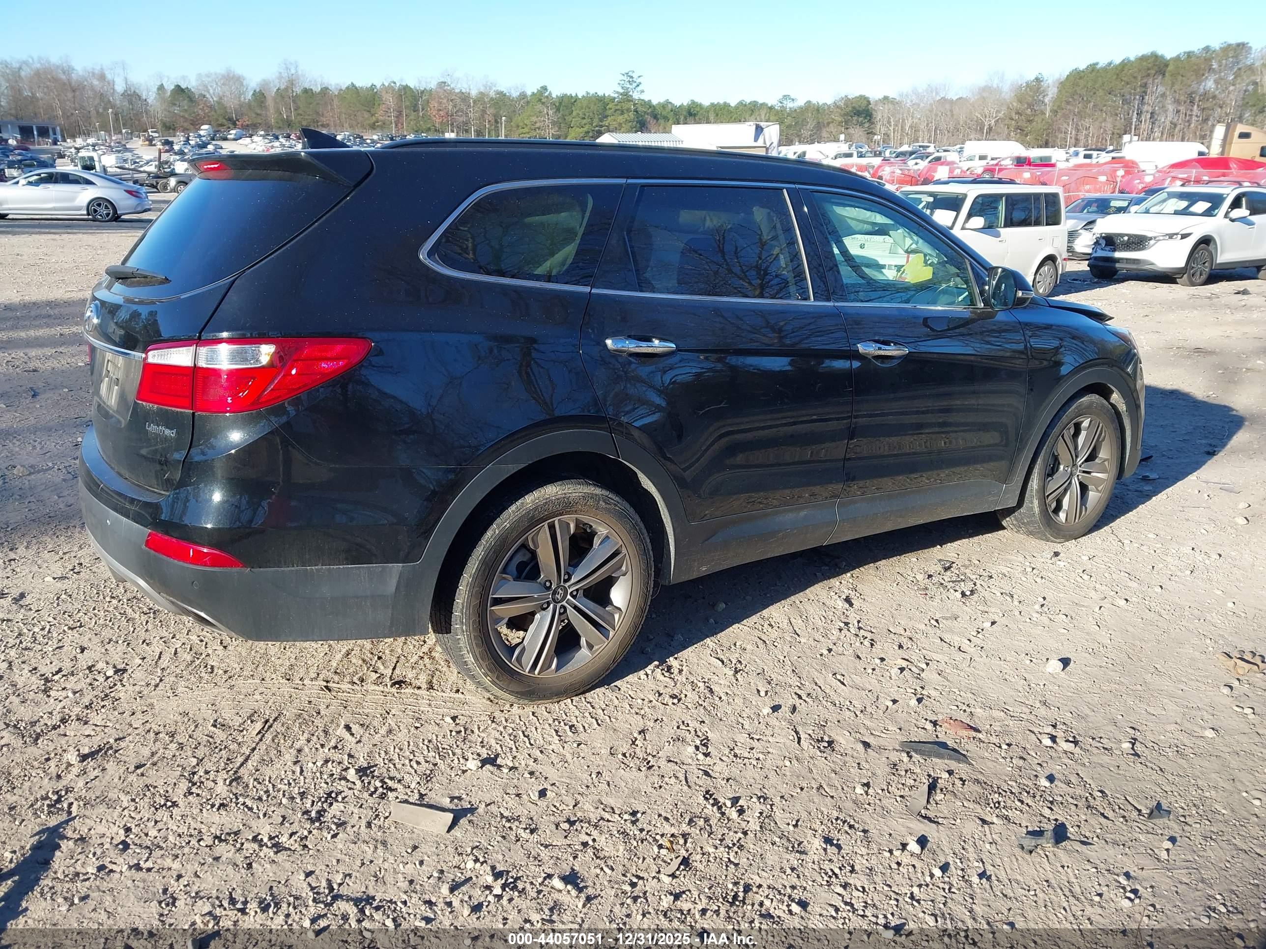 HYUNDAI SANTA image 4