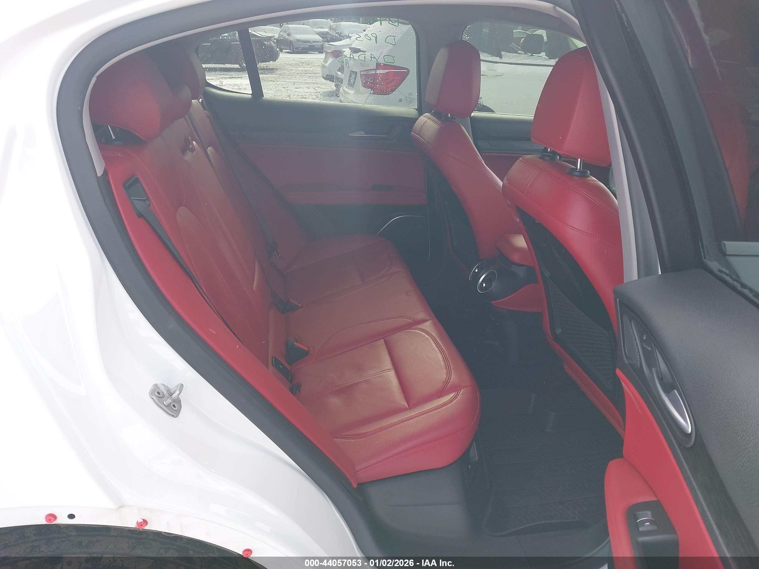 ALFA ROMEO image 8