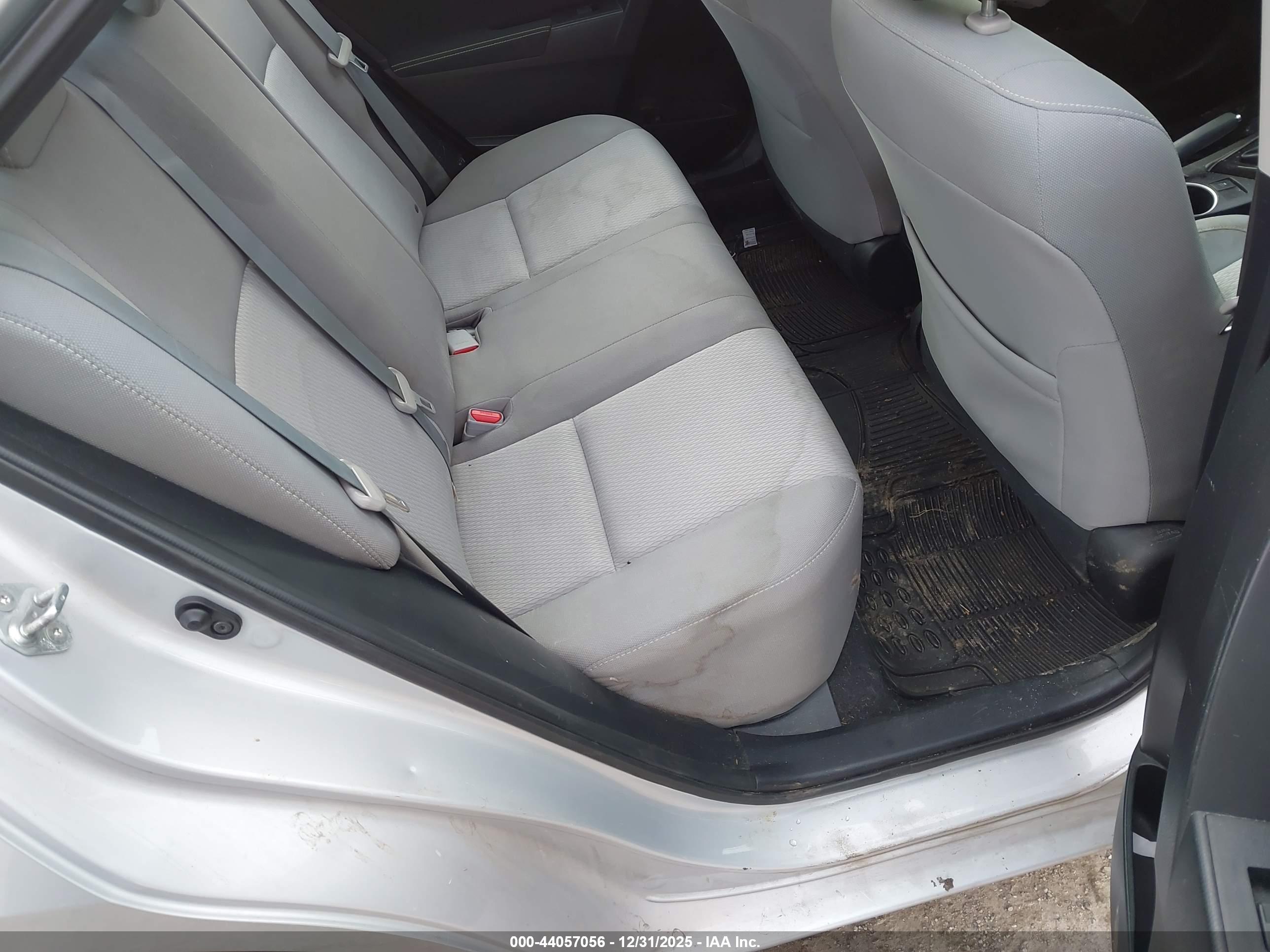TOYOTA COROLLA image 8