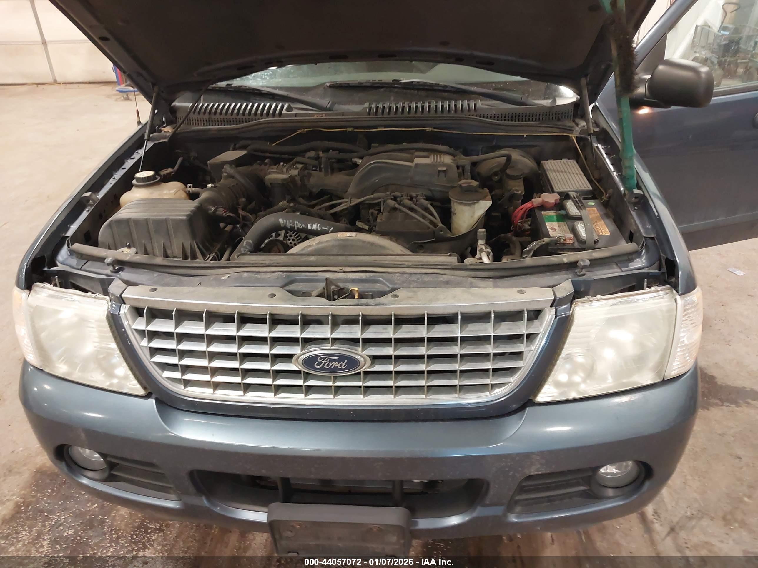 FORD EXPLORER image 10
